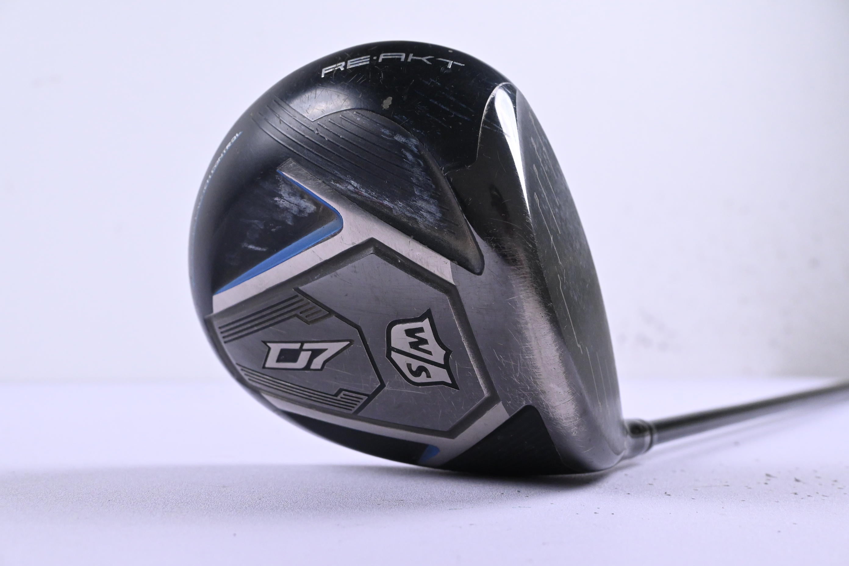 Wilson Staff D7 Driver / 9 Degree / Stiff Flex Project X HZRDUS Black 62 Shaft