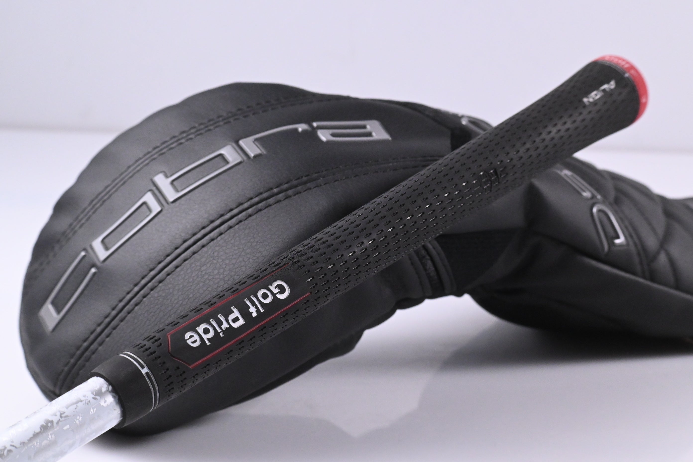 Left Hand Cobra DS-Adapt LS Driver / 9 Degree / X-Flex Project X Denali Black 60