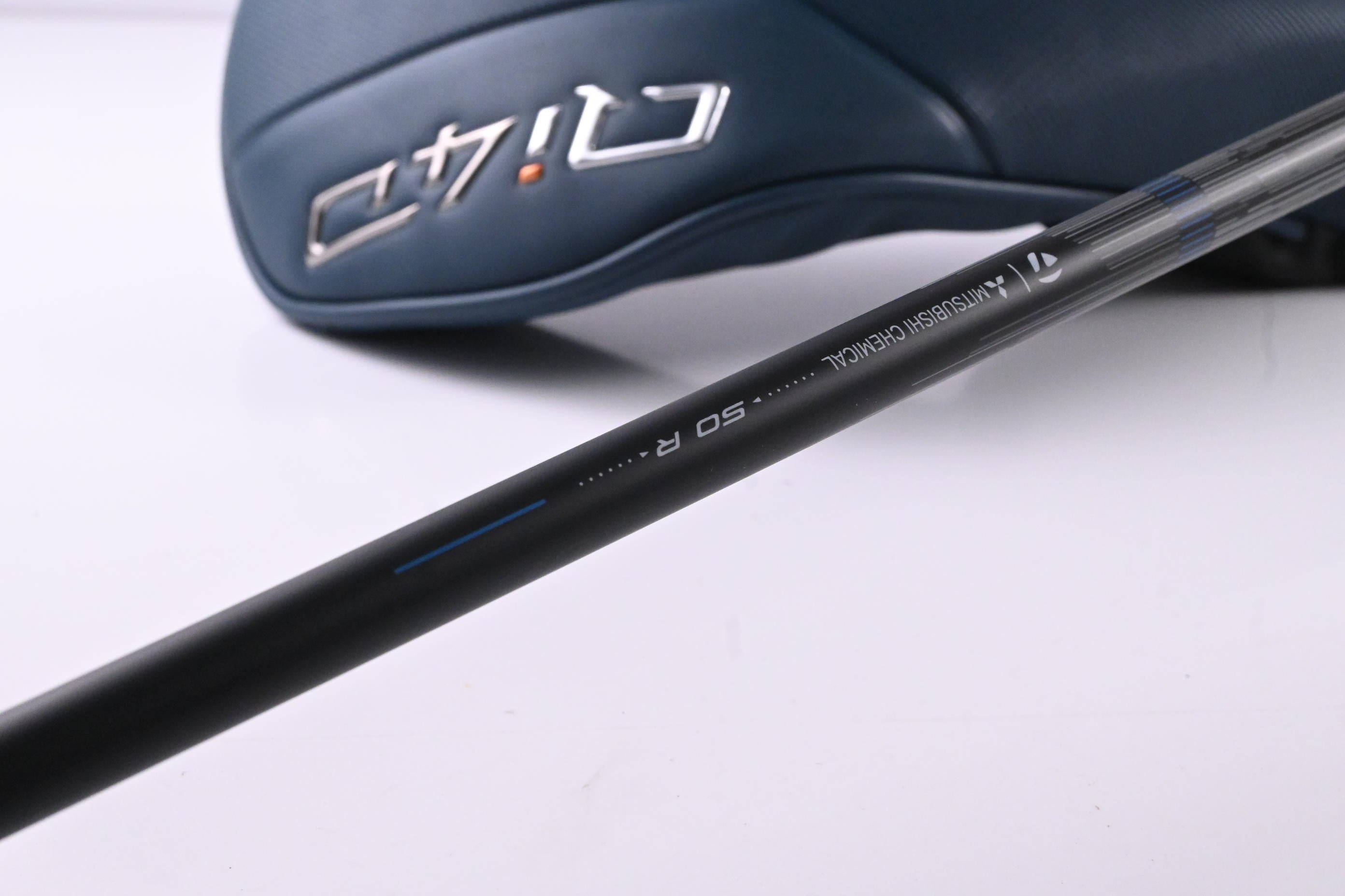 Taylormade Qi4D Max Driver / 10.5 Degree / Regular Flex Reax Blue 50 Shaft