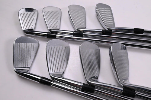 Titleist 695CB Irons / 3-PW / Stiff Flex Dynamic Gold S300 Shafts