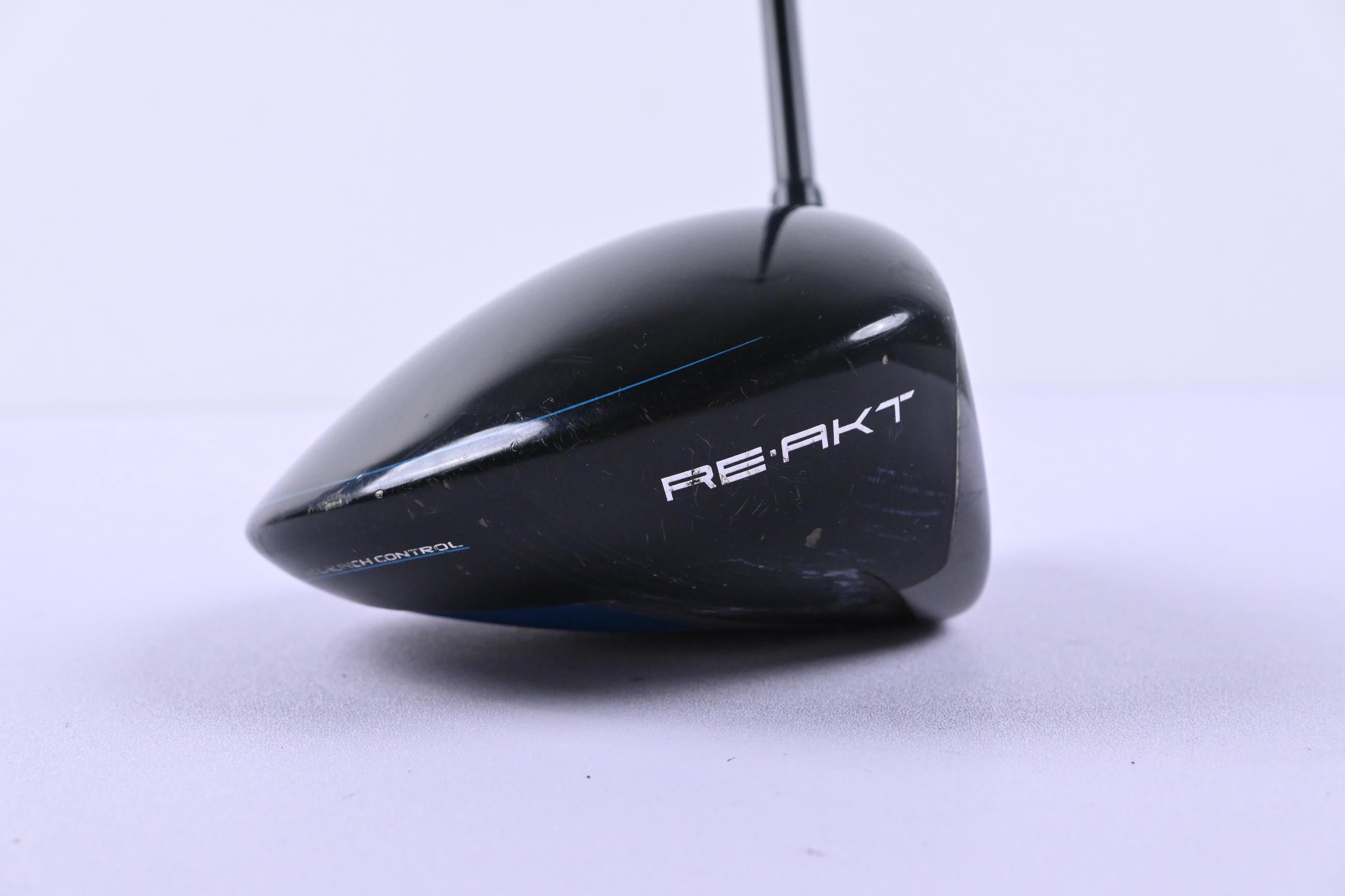 Wilson Staff D7 Driver / 9 Degree / Stiff Flex Project X HZRDUS Black 62 Shaft