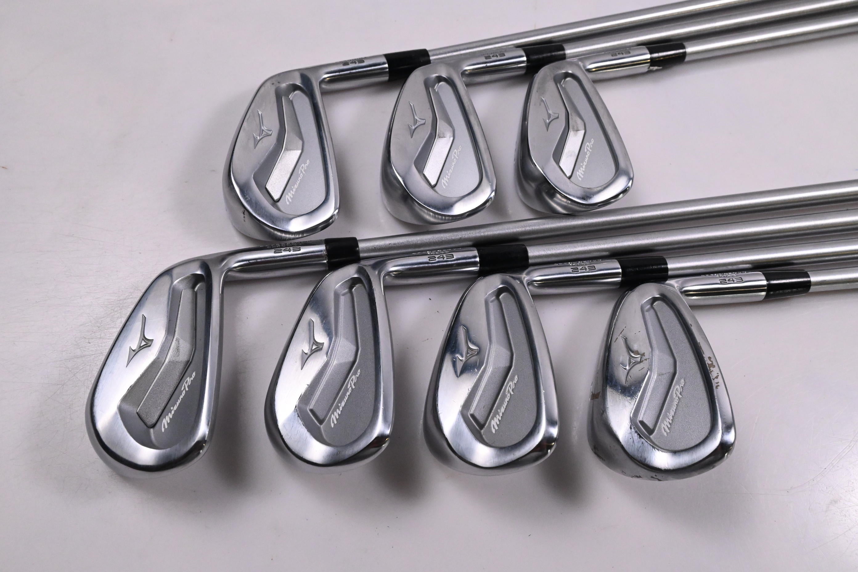 Mizuno Pro 243 Irons / 4-PW / X-Flex KBS Tour C-Taper 130