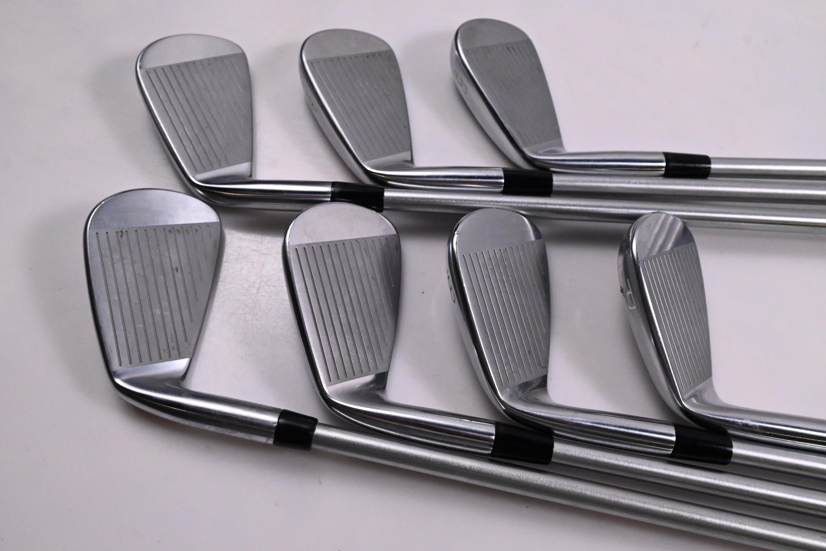 Mizuno Pro 243 Irons / 4-PW / X-Flex KBS Tour C-Taper 130