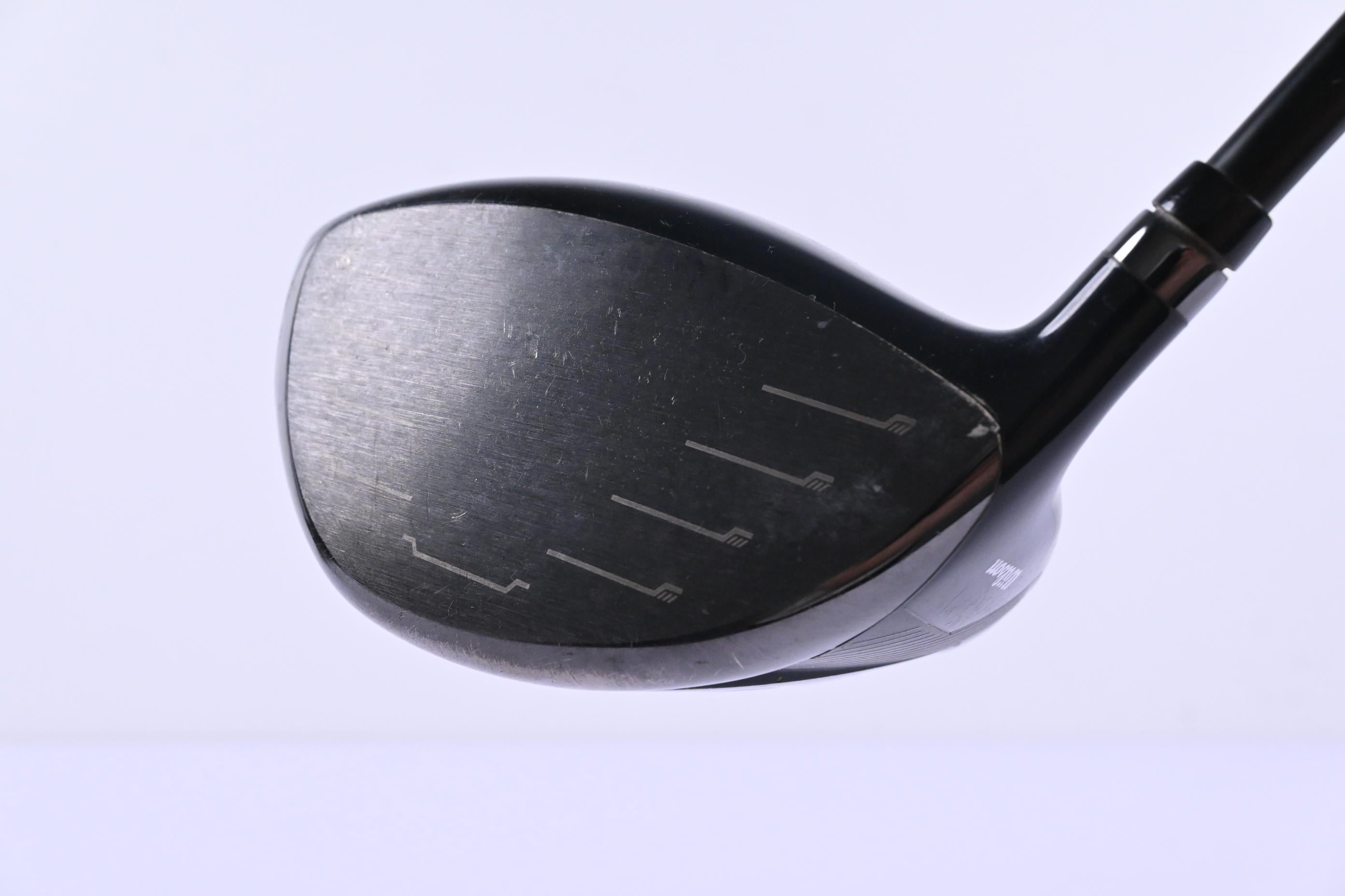 Wilson Staff D7 Driver / 9 Degree / Stiff Flex Project X HZRDUS Black 62 Shaft