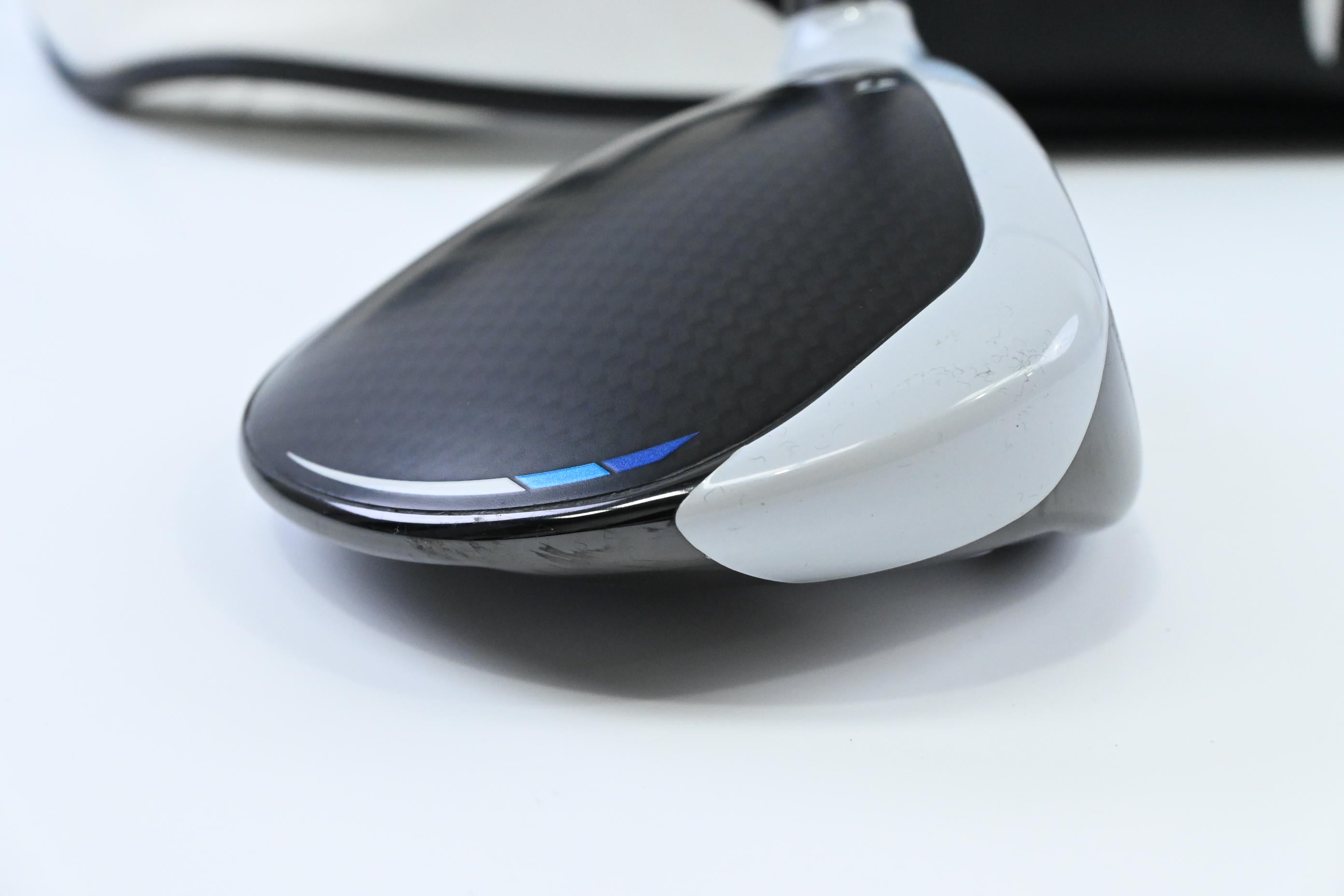 Taylormade SIM2 Ti #3 Wood / 15 Degree / Stiff Flex HZRDUS Smoke Blue RDX 70