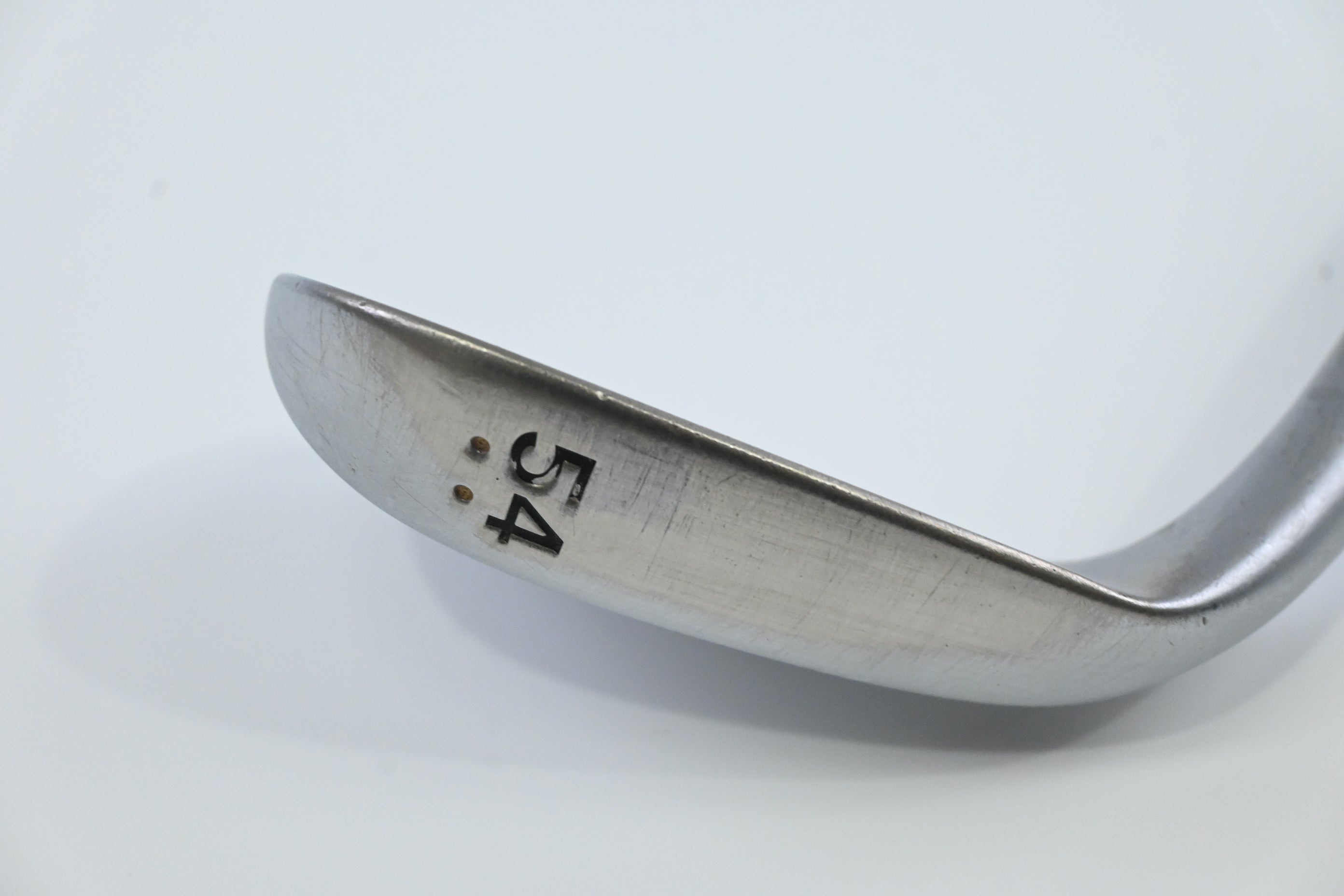 Cleveland 588 Precision Forged Sand Wedge / 54 Degree / Wedge Flex Tour Concept
