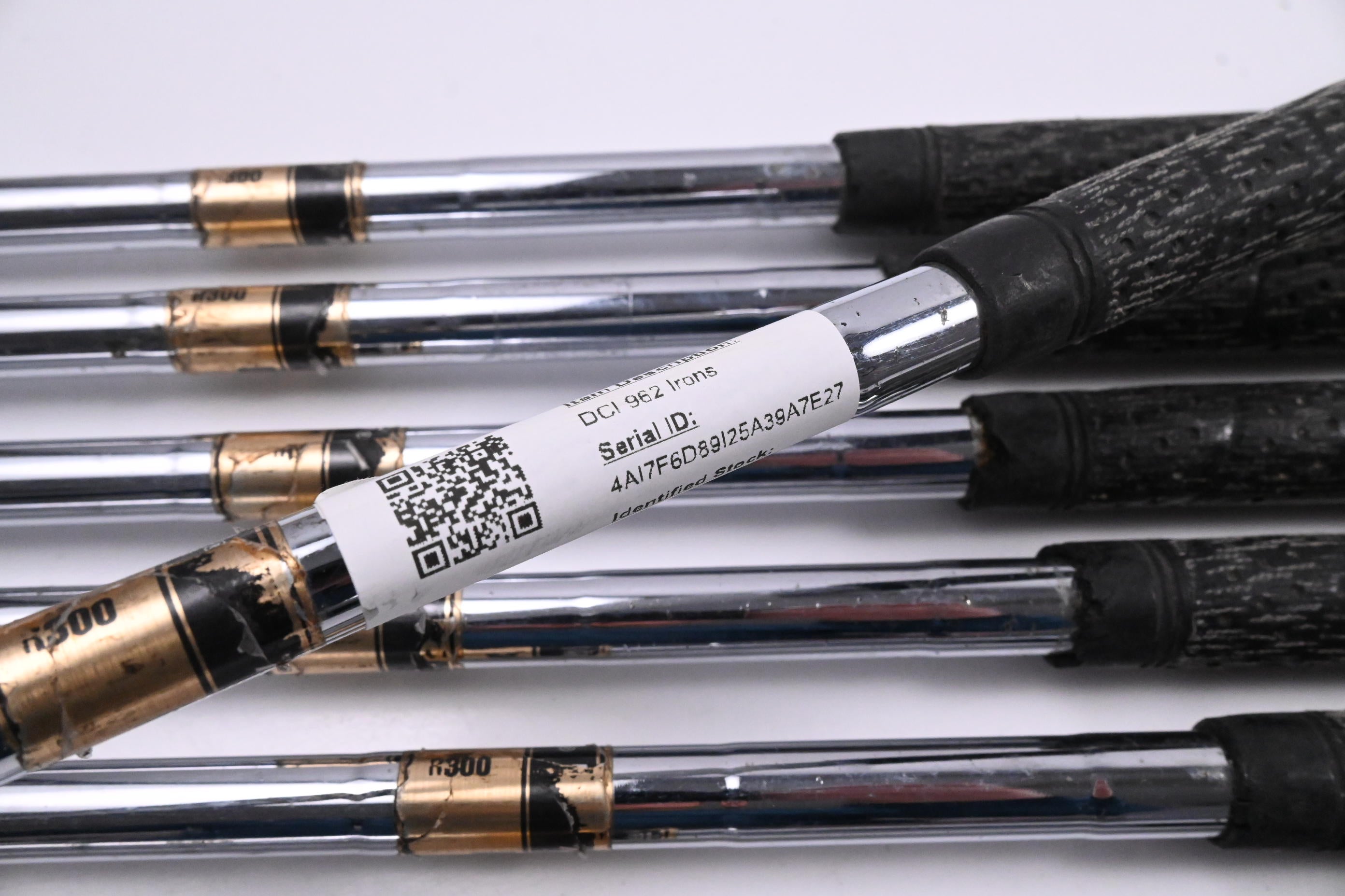 Titleist DCI 962 Irons / 3-PW / Regular Flex Dynamic Gold R300 Shafts
