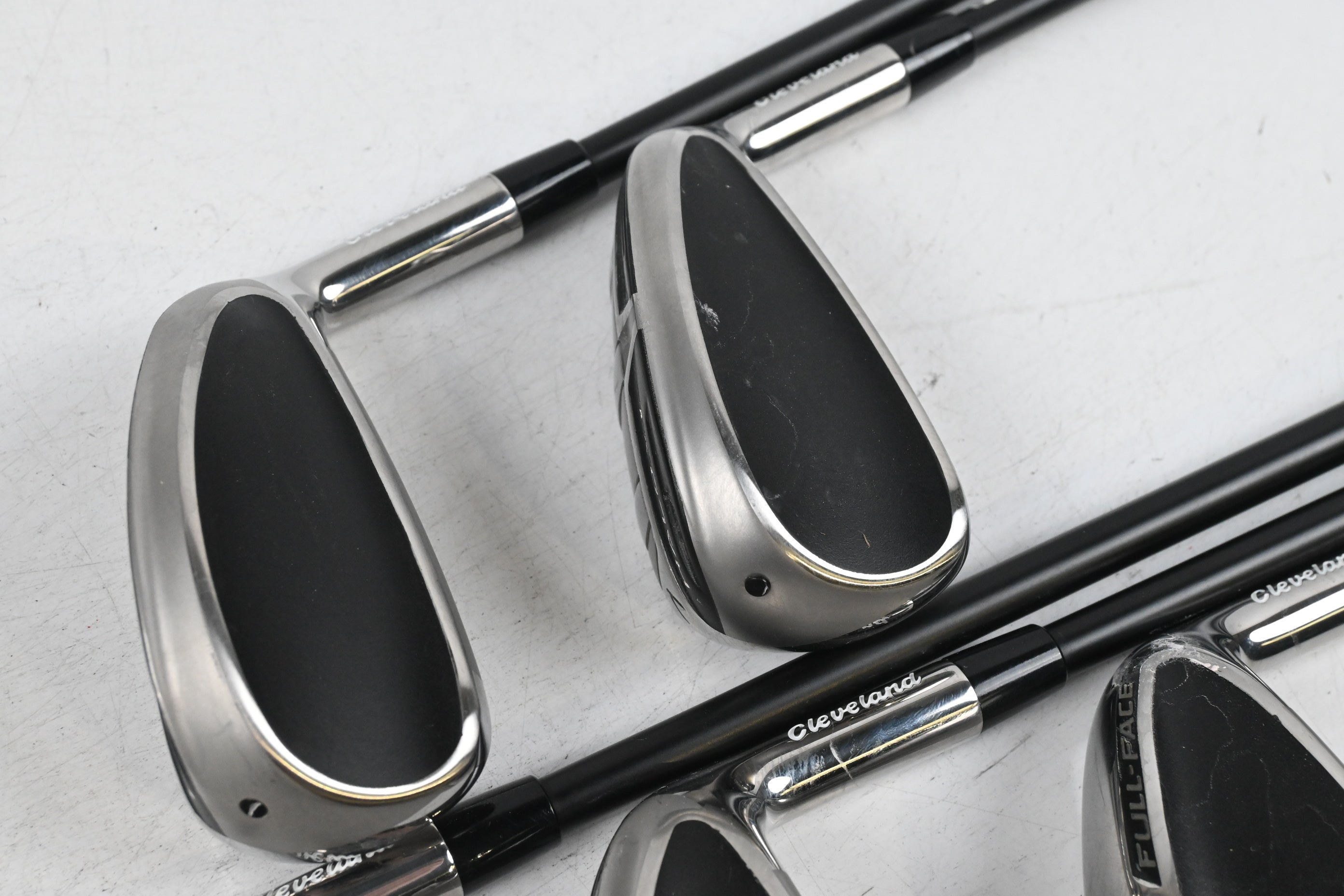 Cleveland Halo XL Full Face Irons / 6-PW / Senior Flex Helium 60I Shafts