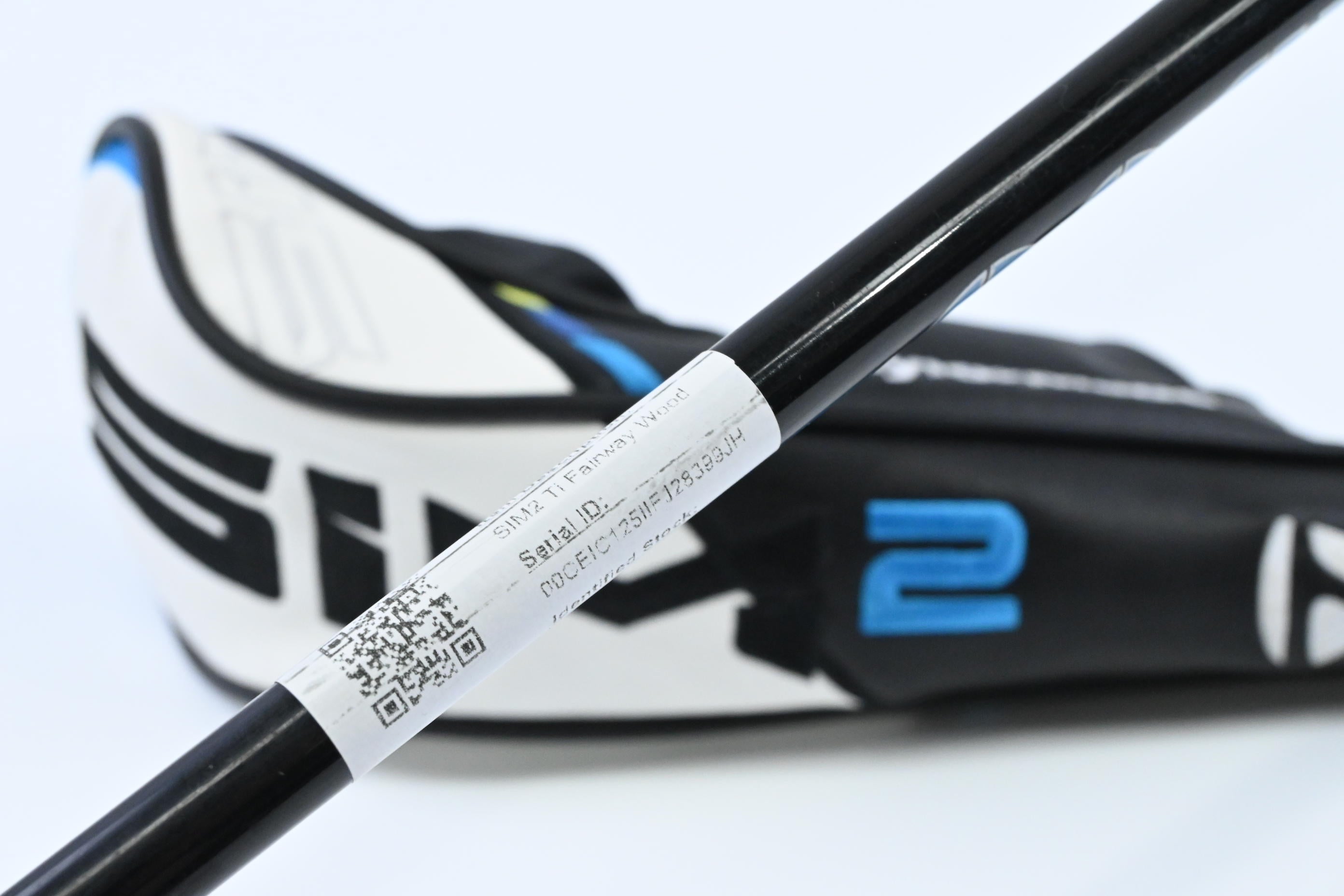 Taylormade SIM2 Ti #3 Wood / 15 Degree / Stiff Flex HZRDUS Smoke Blue RDX 70