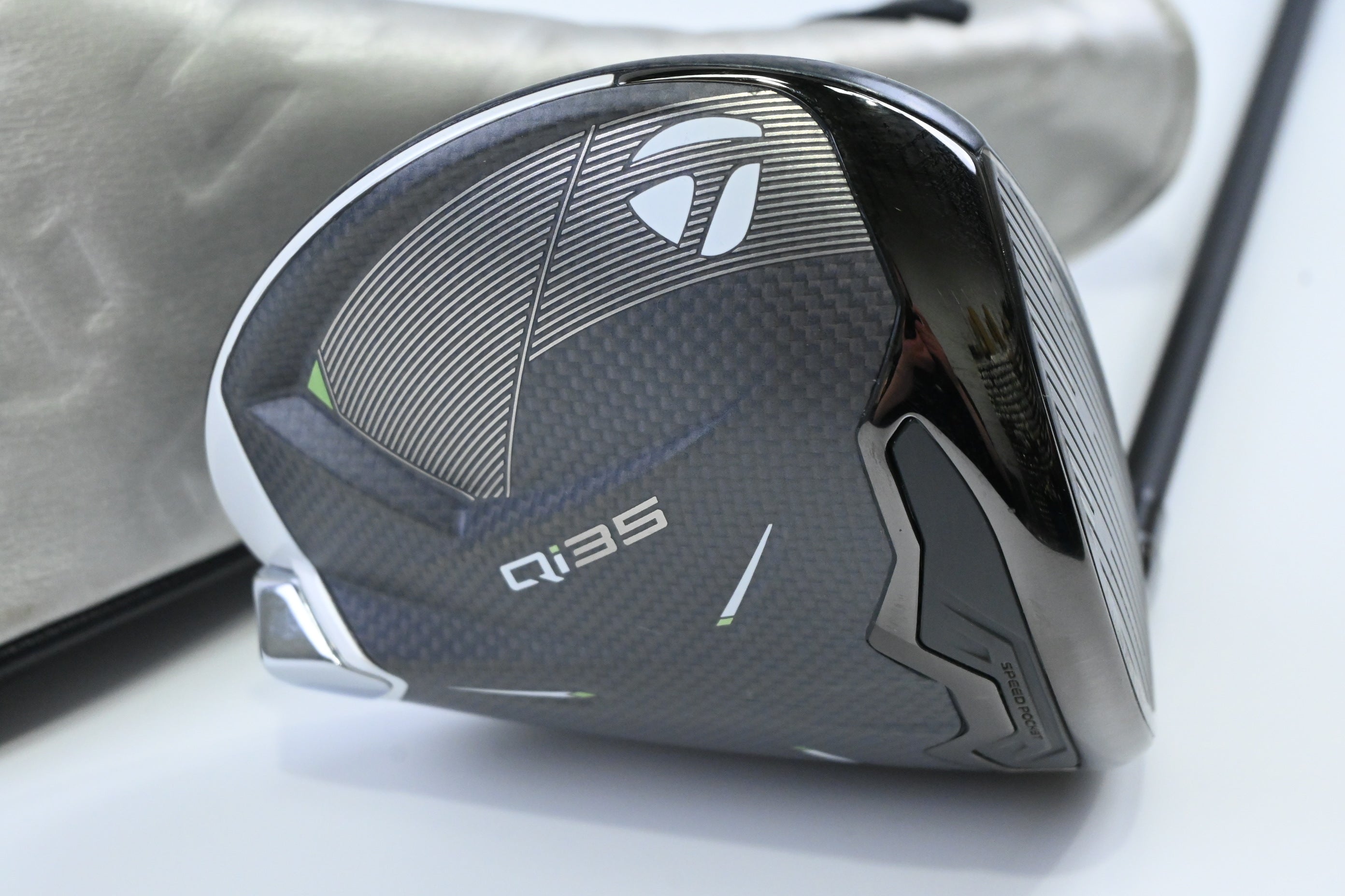 Taylormade Qi35 Max Lite Driver / 10.5 Degree / Stiff Flex Taylormade Reax Blue