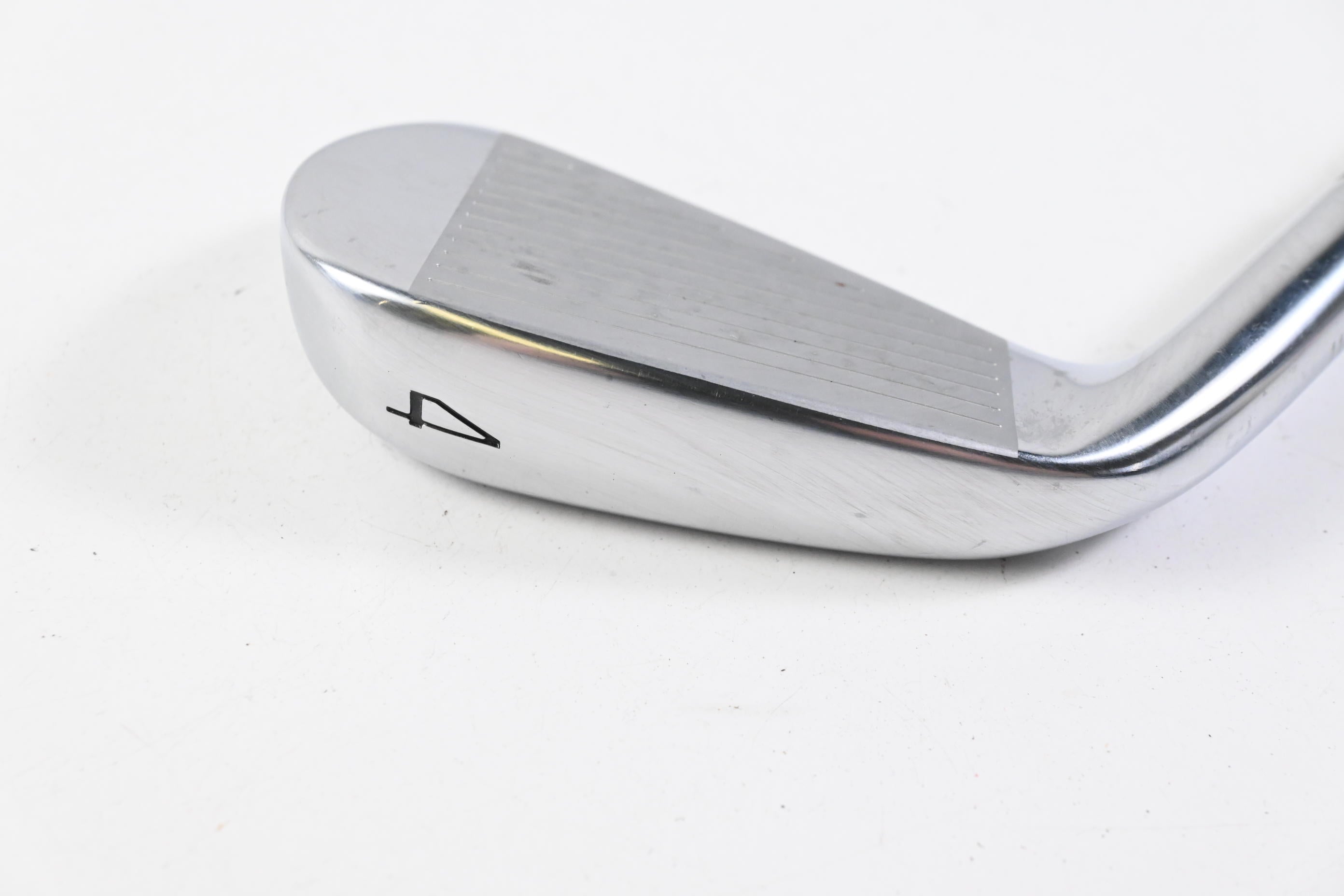 Mizuno Pro 225 #4 Iron / 21.5 Degree / Regular Flex UST Mamiya Recoil 95 Shaft