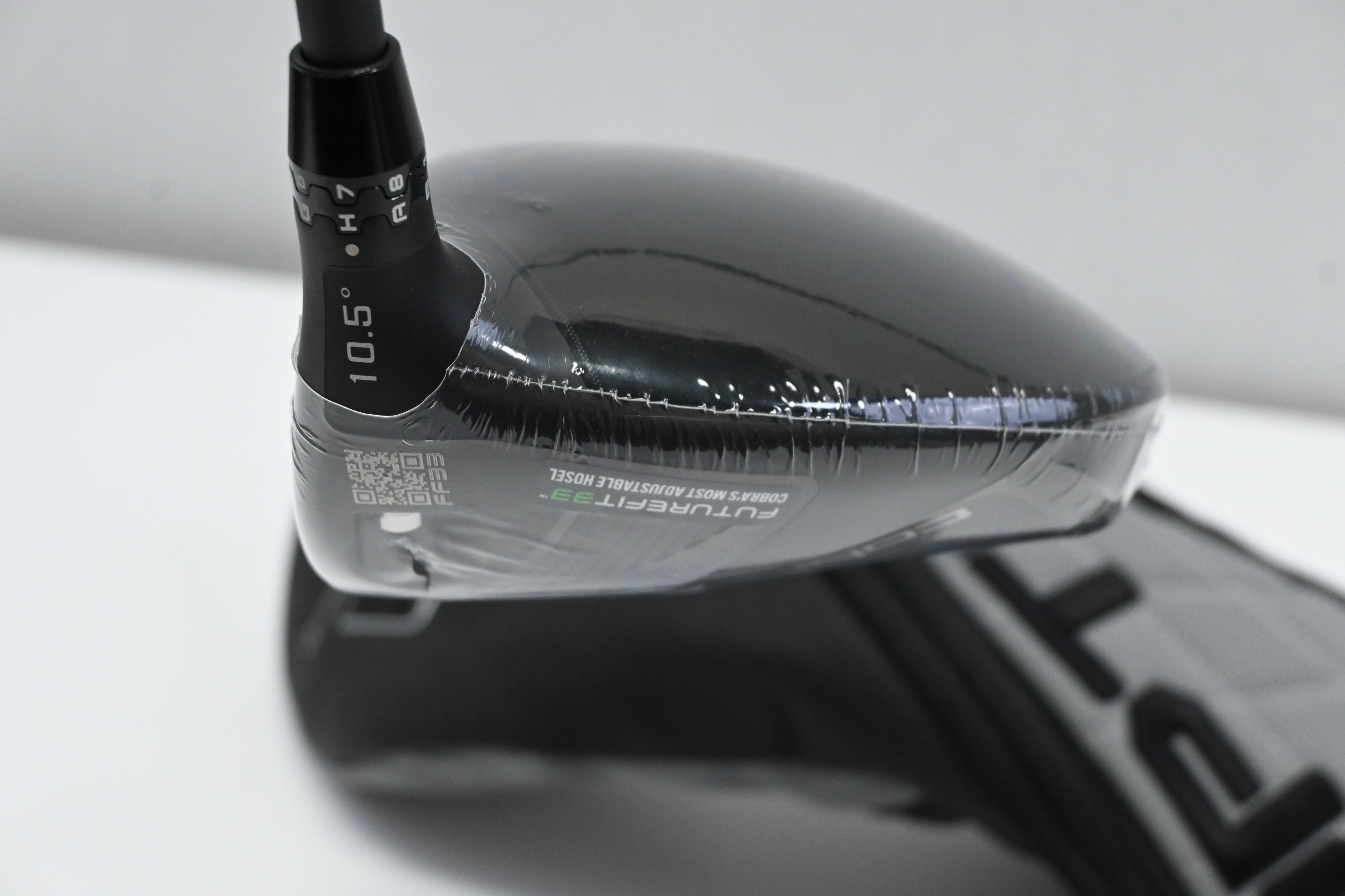 Cobra OPTM X Driver / 10.5 Degree / Stiff Flex Denali Frost Black 60