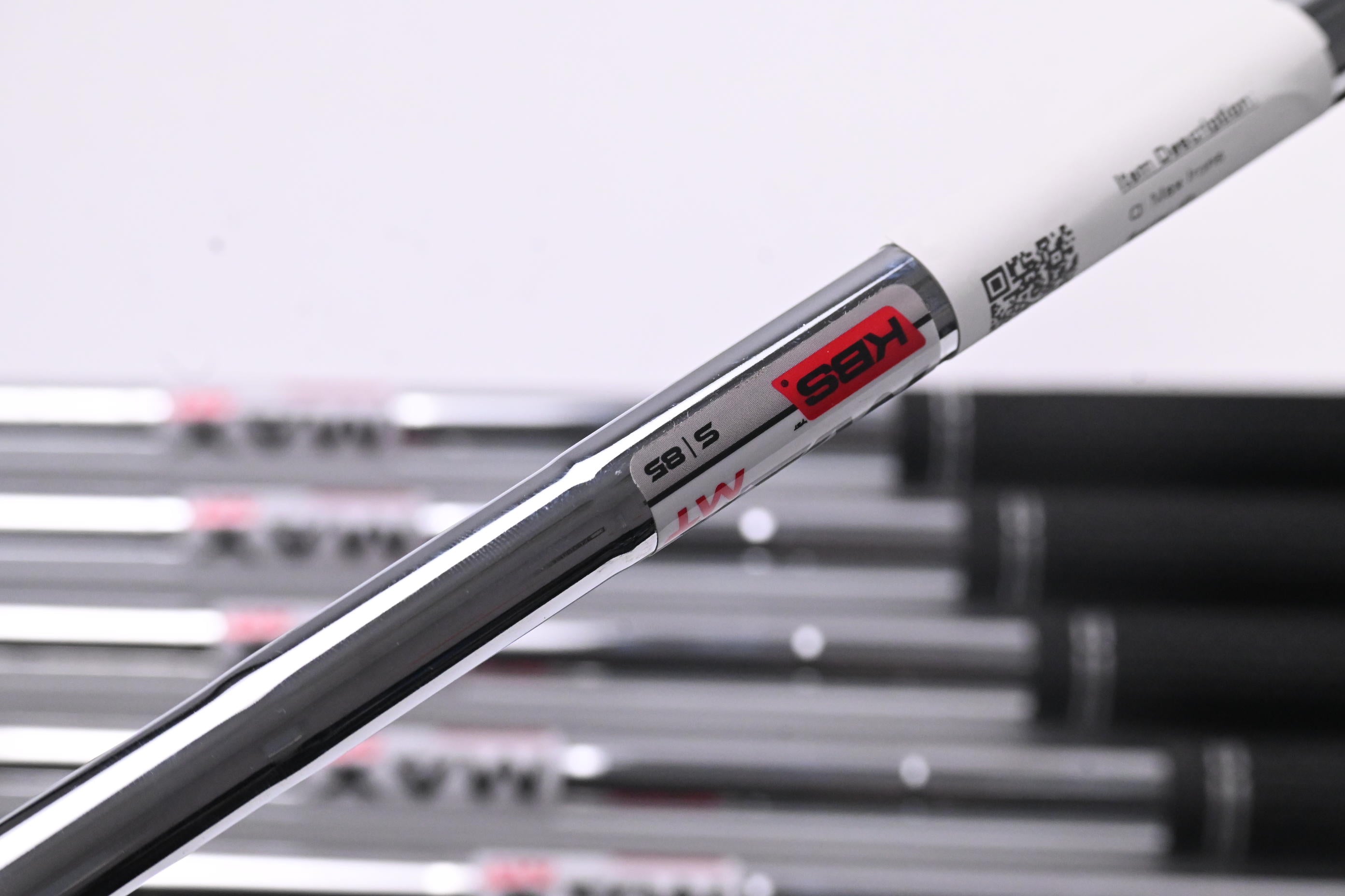 Taylormade Qi Max Irons / 5-PW / Stiff Flex KBS Max MT 85 Shafts