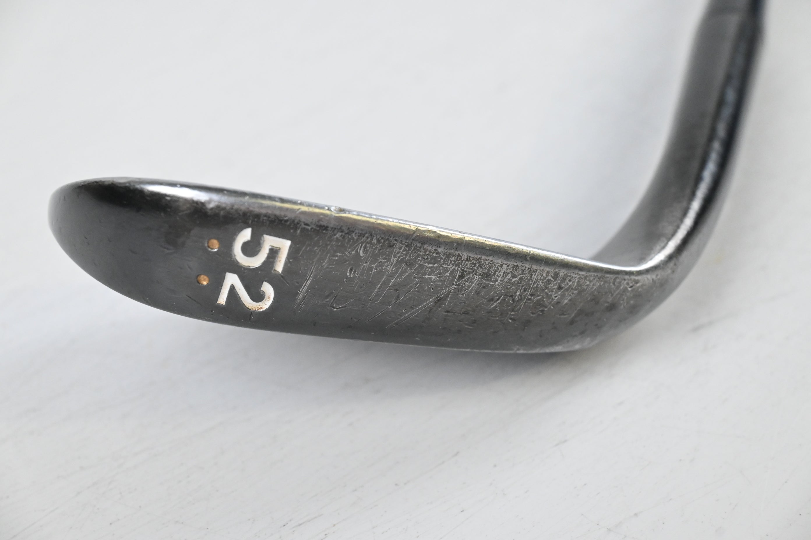 Cleveland 588 Precision Forged Gap Wedge / 52 Degree / Wedge Flex Tour Concept