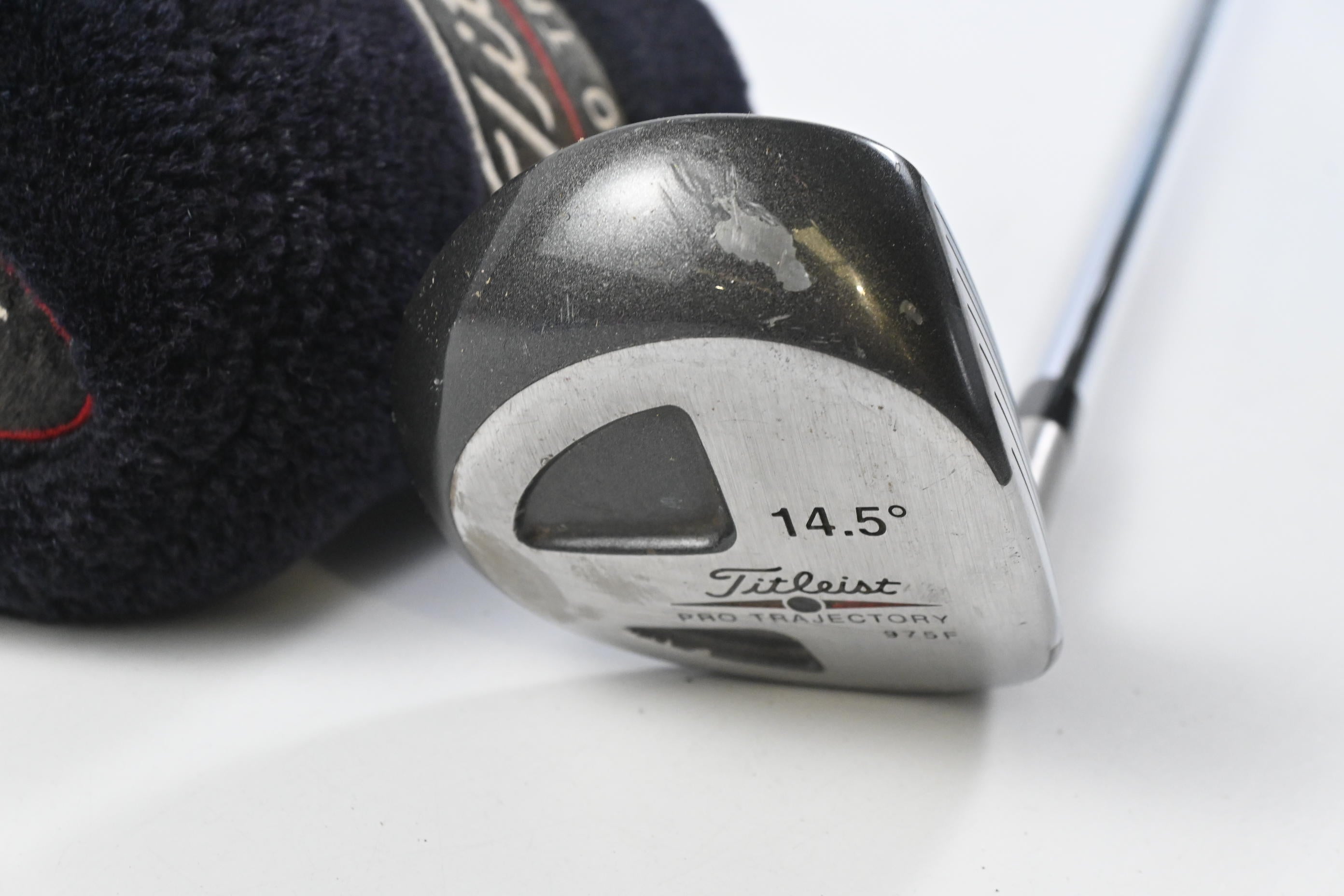 Titleist 975 F #3 Wood / 14.5 Degree / Regular Flex Dynamic Gold R300 Shaft
