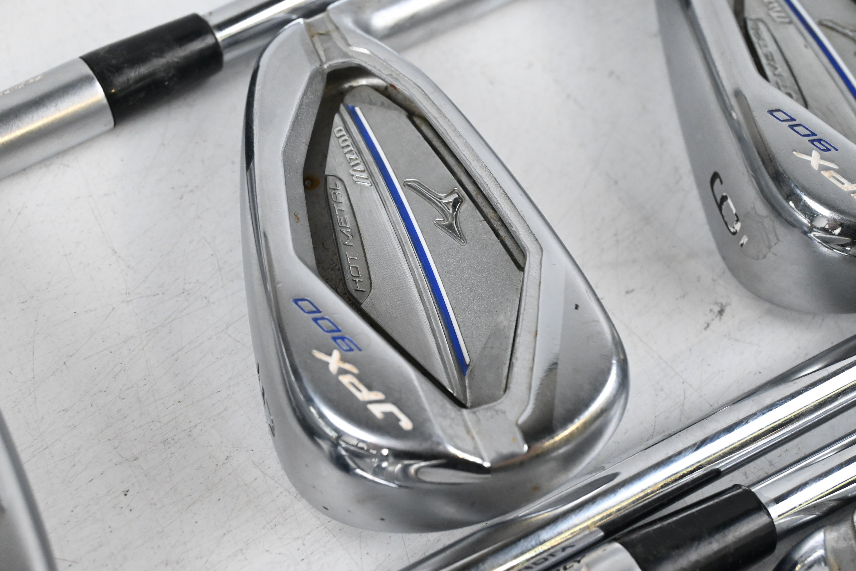 Mizuno JPX 900 Hot Metal Irons / 4-PW / Stiff Flex KBS Tour 90 Shafts
