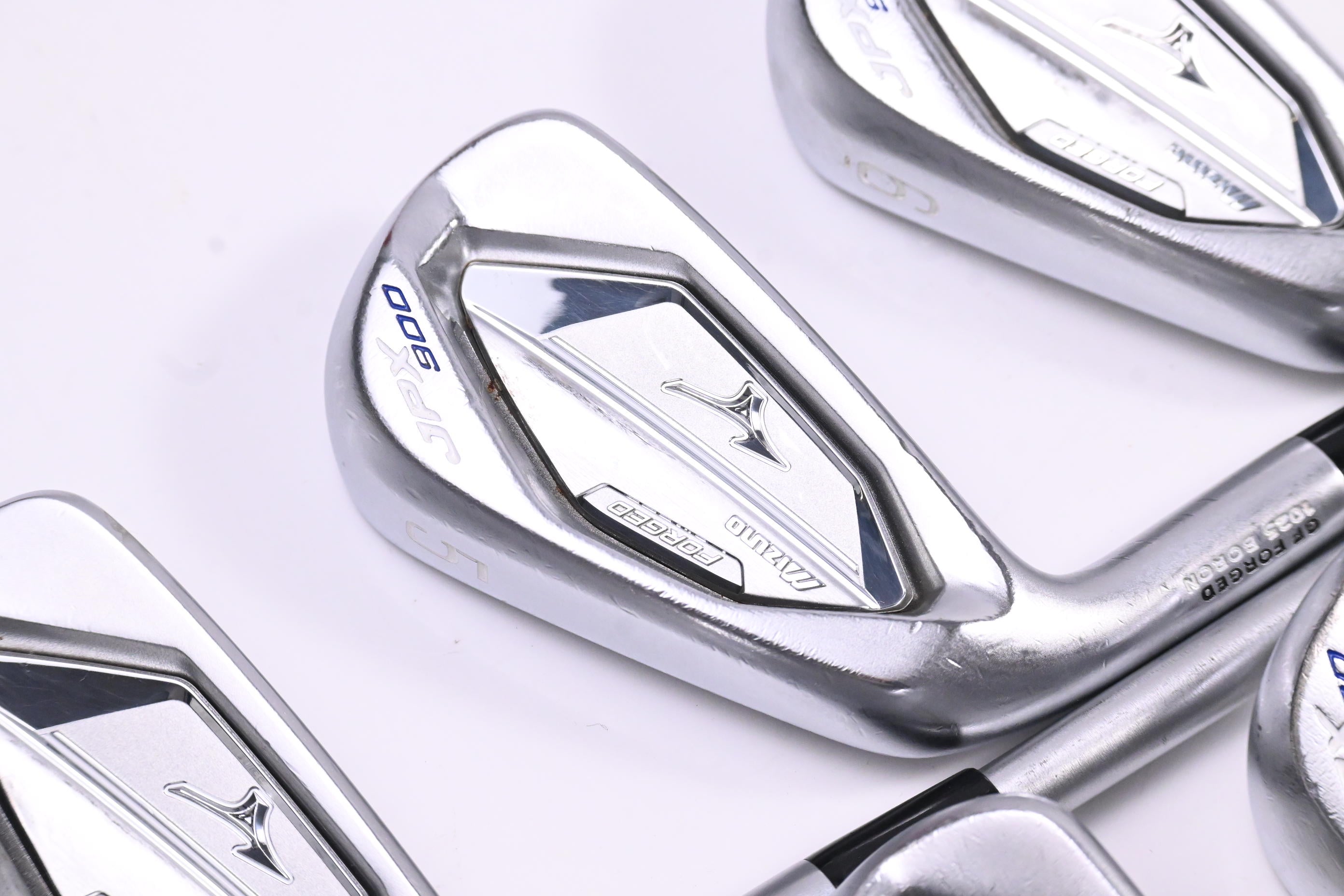 Left Hand Mizuno JPX 900 Forged Irons / 4-PW / X-Flex KBS Tour C-Taper Lite 115