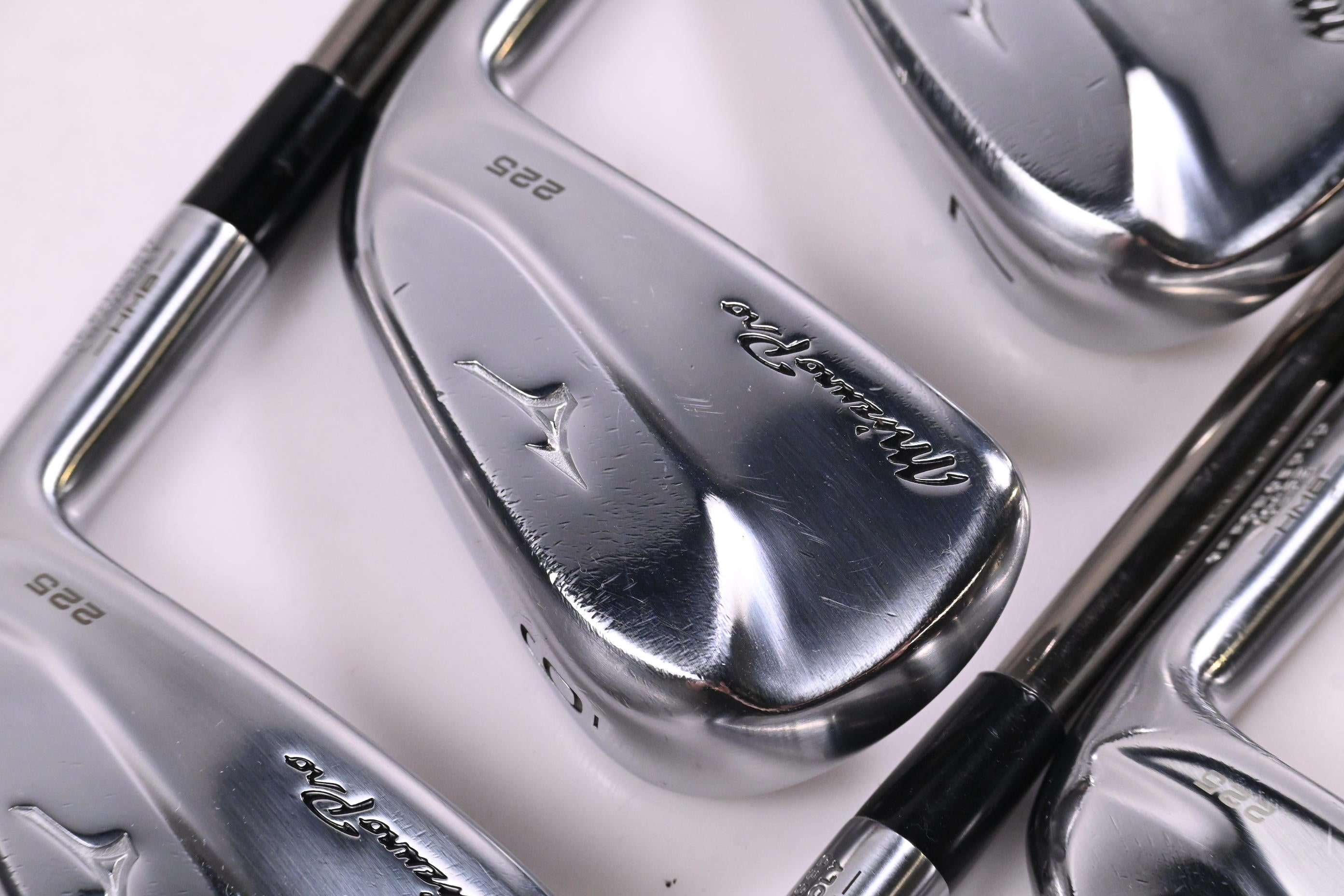 Mizuno Pro 225 Irons / 5-PW / Senior Flex UST Recoil ESX 460 Shafts