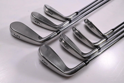 Titleist 718 AP1 Irons / 5-PW+48° / Regular Flex AMT Red R300 Shafts