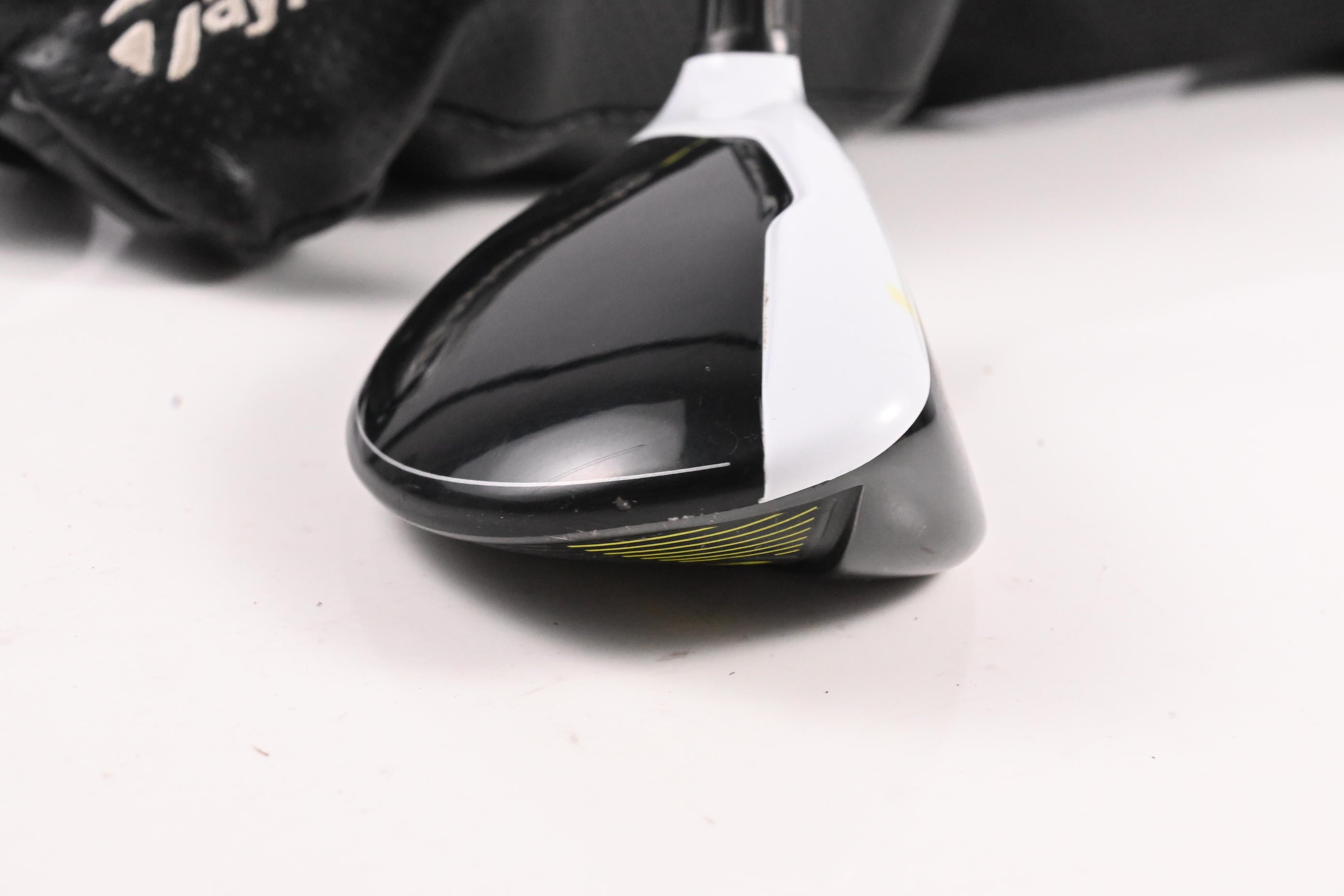 Taylormade M2 2017 #4 Hybrid / 22 Degree / Regular Flex Taylormade Reax 65 Shaft