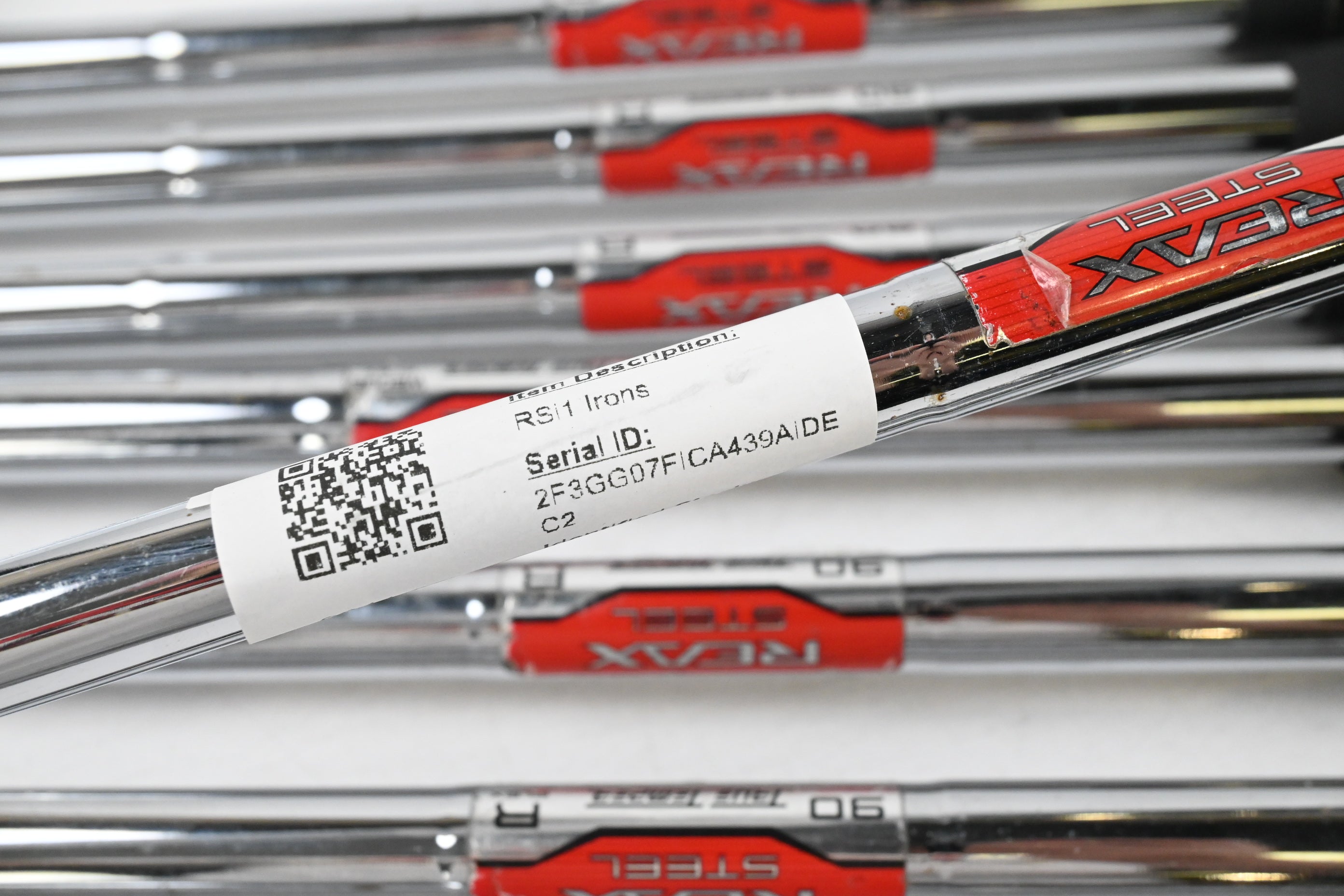 Taylormade RSi1 Irons / 4-PW+SW / Regular Flex REAX 90 Shafts