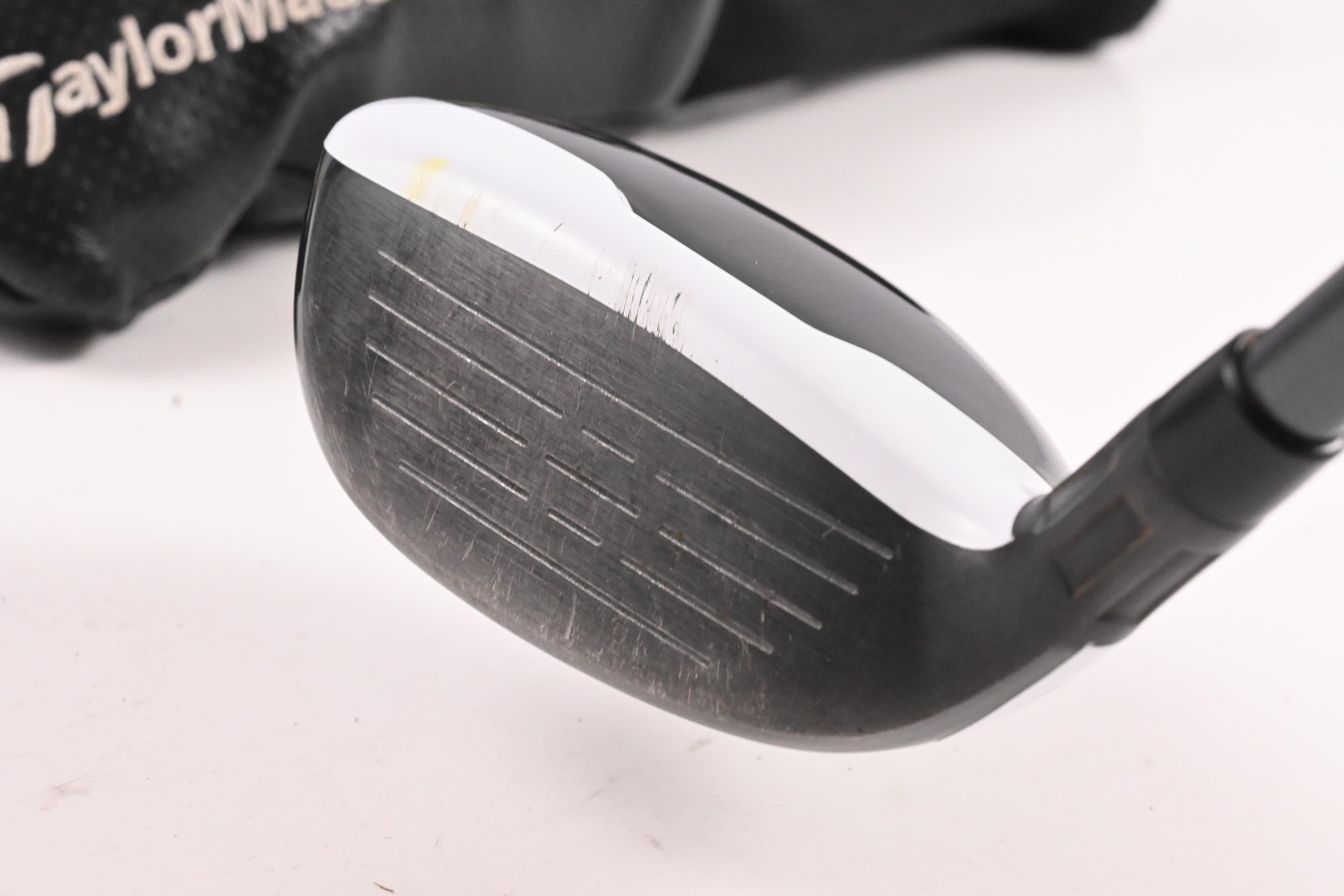 Taylormade M2 2017 #4 Hybrid / 22 Degree / Regular Flex Taylormade Reax 65 Shaft