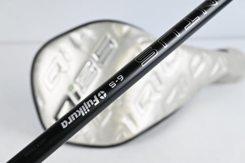 TaylorMade Qi35 Driver / 10.5 Degree / Stiff Flex Fujikura Ventus 6 Velocore+