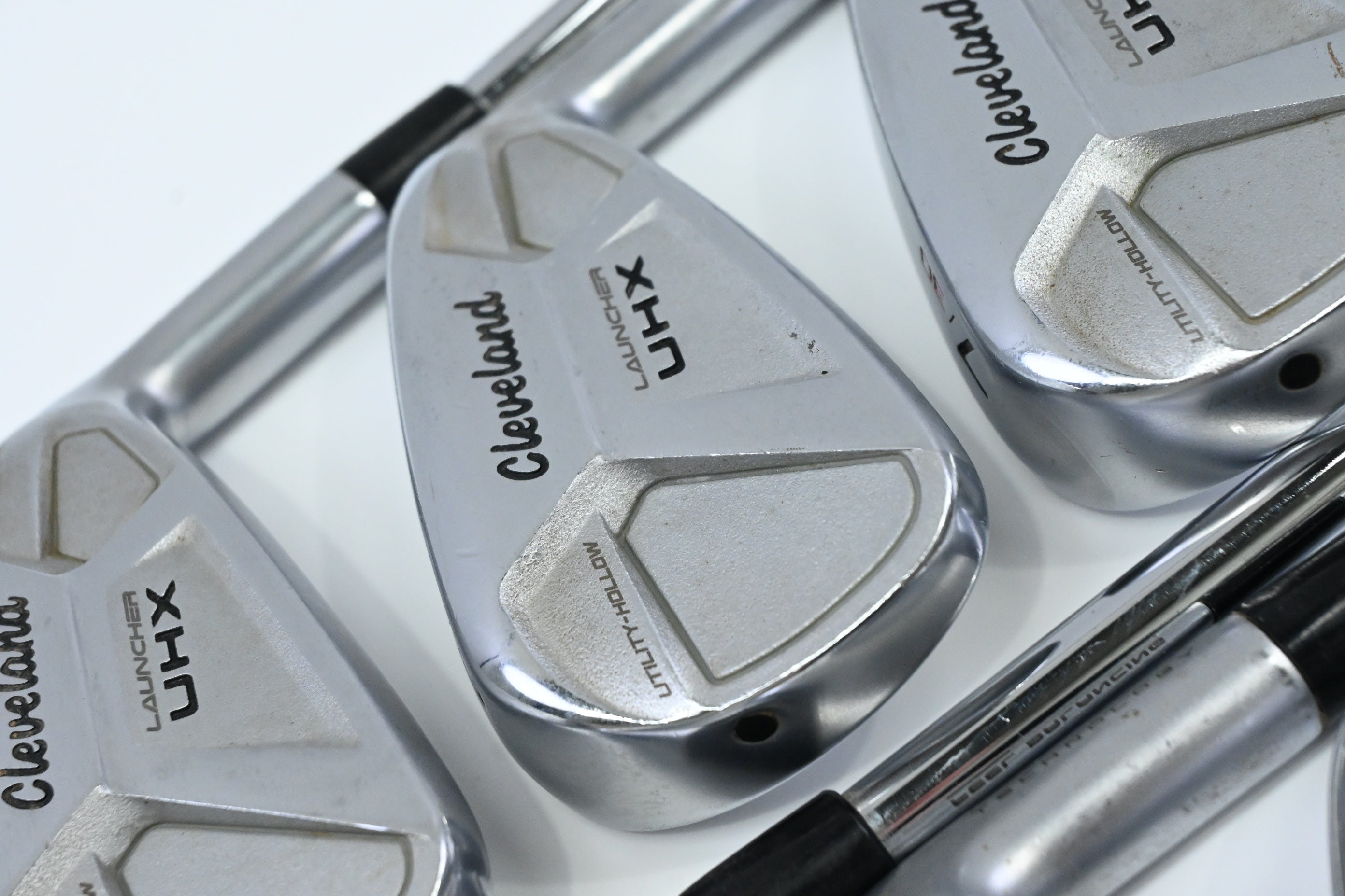 Cleveland Launcher UHX Irons / 5-PW / Regular Flex Dynamic Gold DST 98 Shafts