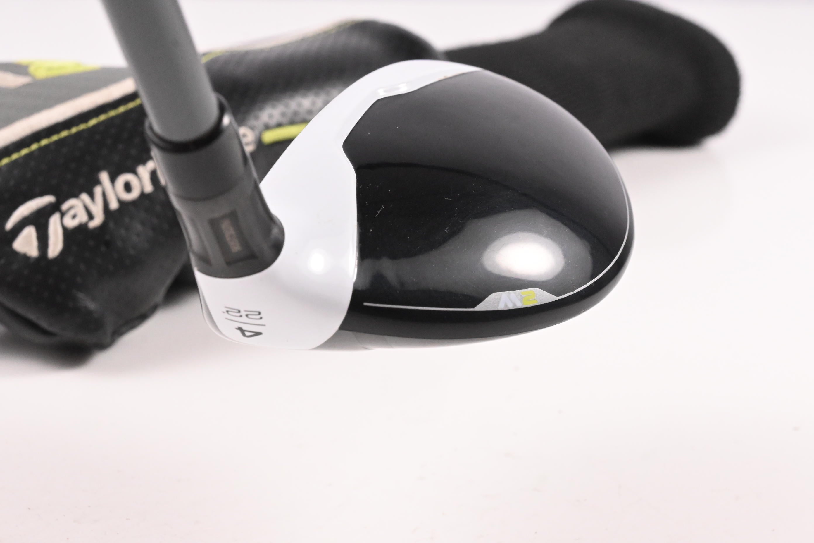 Taylormade M2 2017 #4 Hybrid / 22 Degree / Regular Flex Taylormade Reax 65 Shaft