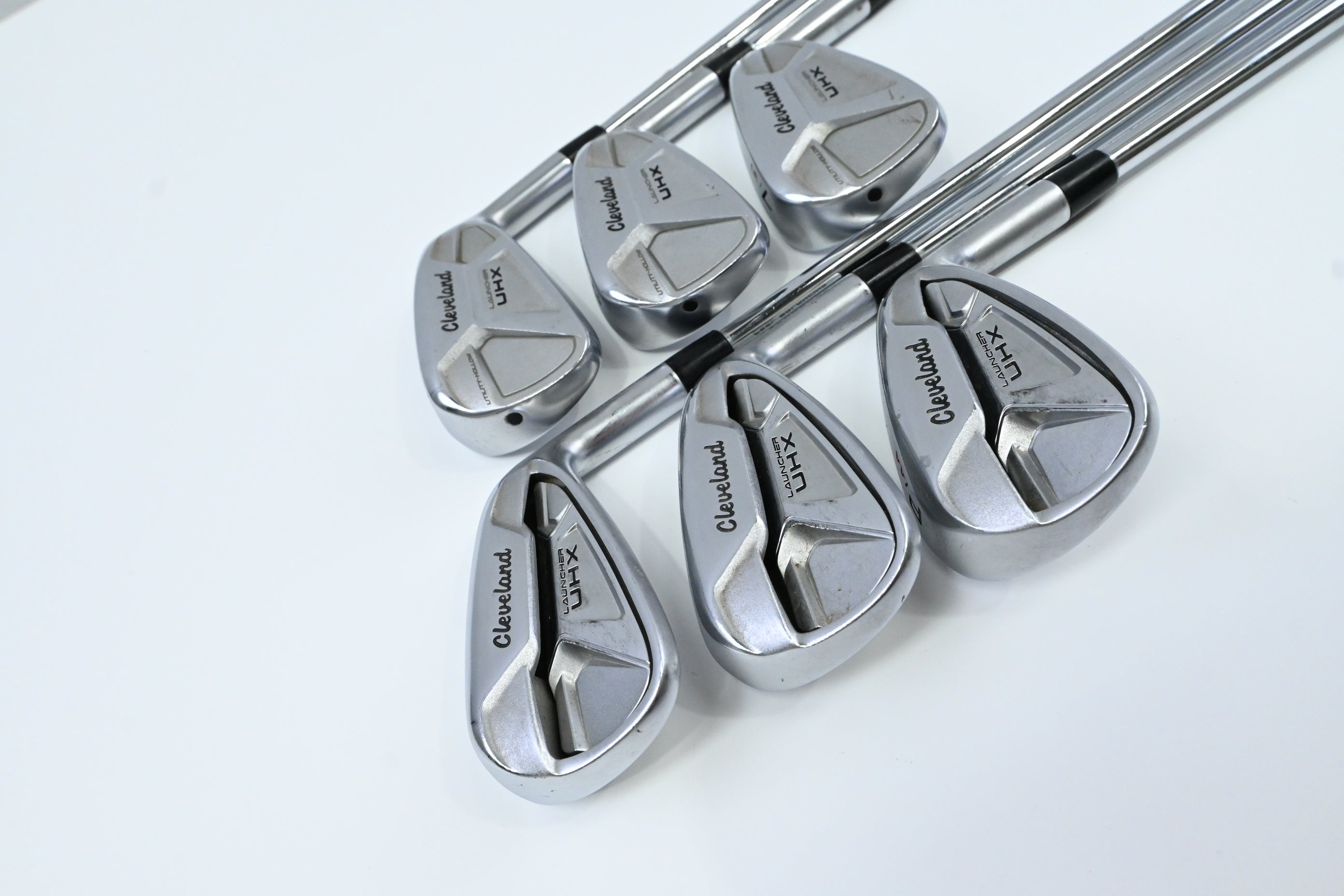 Cleveland Launcher UHX Irons / 5-PW / Regular Flex Dynamic Gold DST 98 Shafts