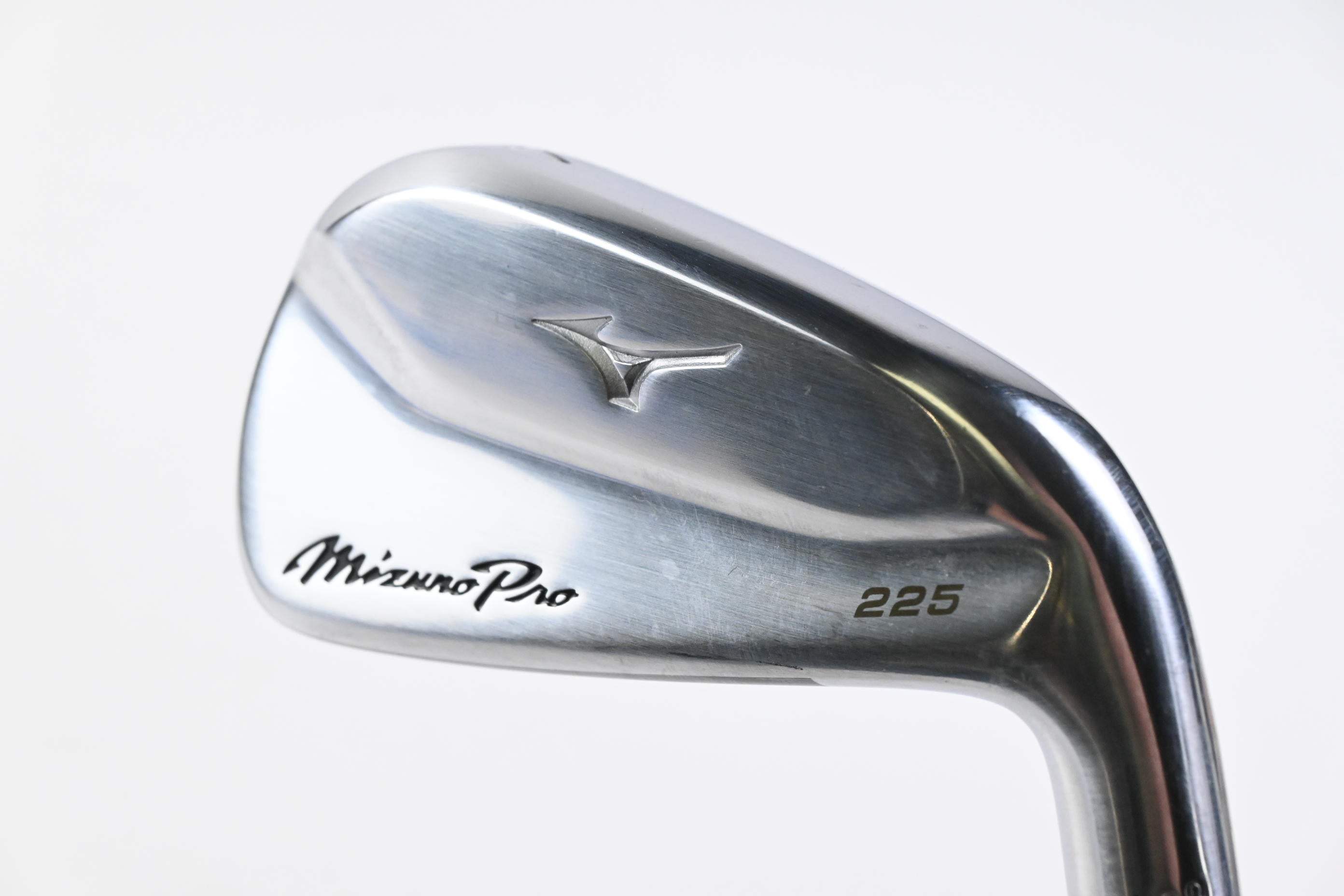 Mizuno Pro 225 #4 Iron / 21.5 Degree / Regular Flex Dynamic Gold S300 Shaft