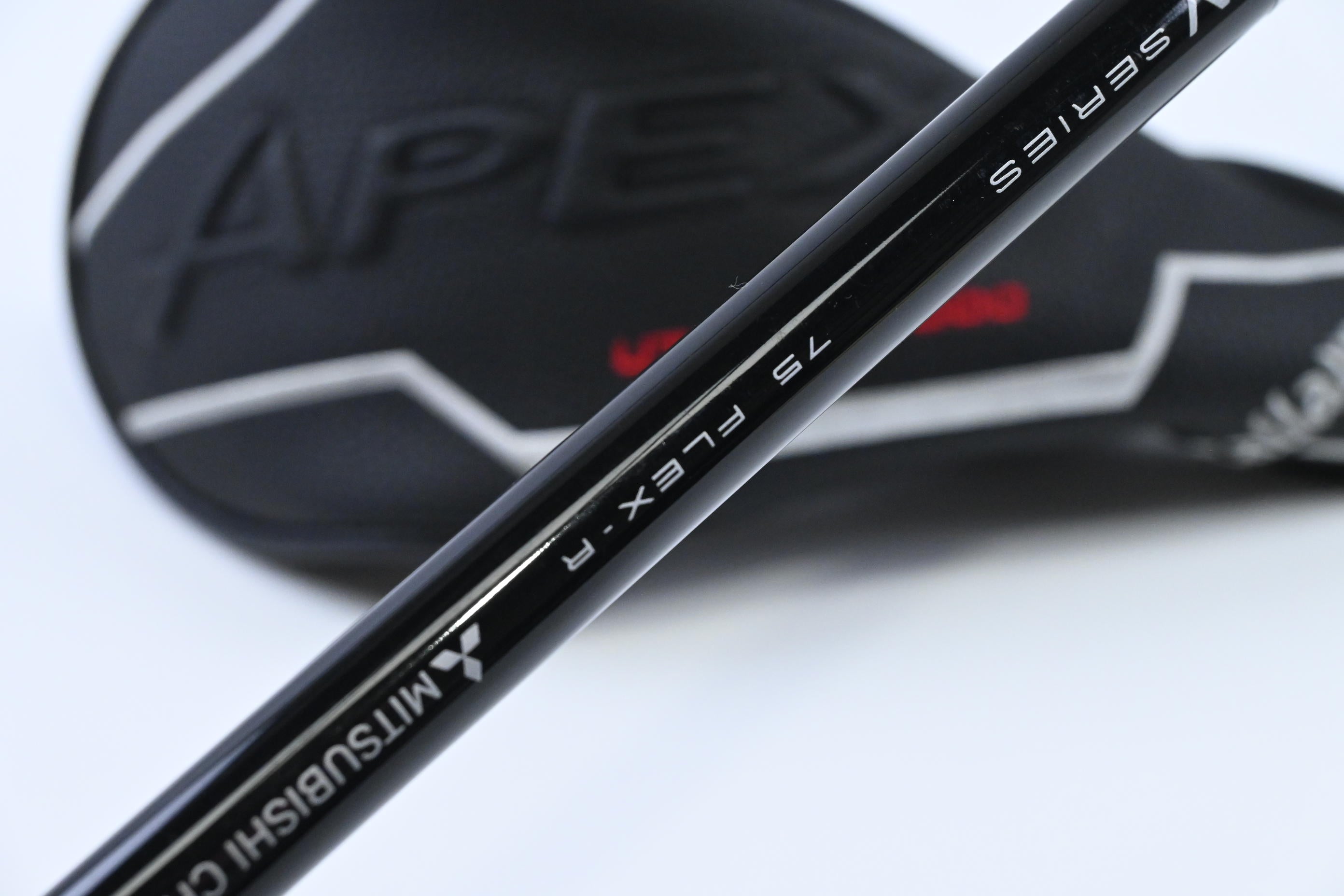Callaway Apex UW 2025 #4 Hybrid / 21 Degree / Regular Flex Tensei AV Blue 75