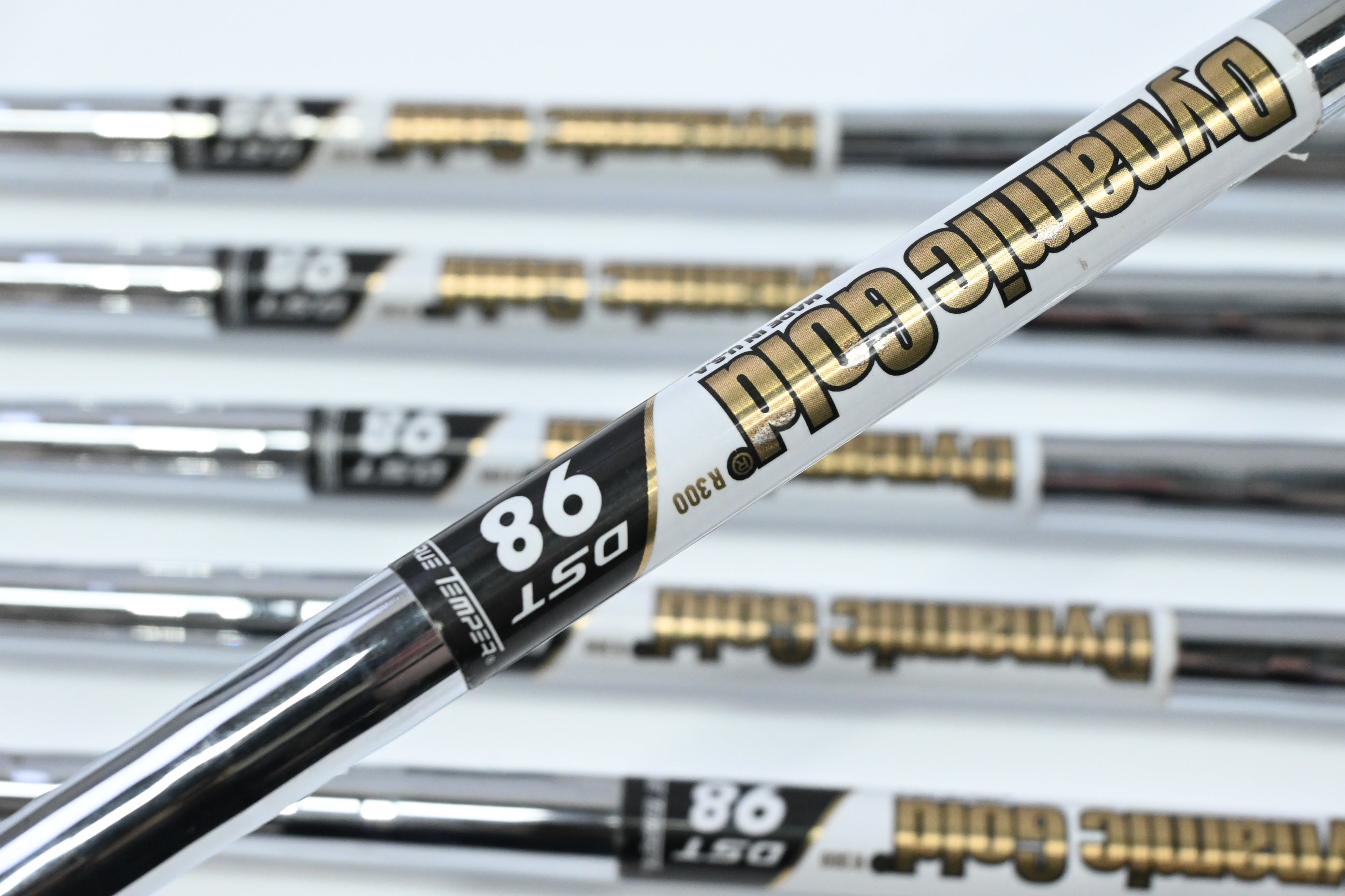 Cleveland Launcher UHX Irons / 5-PW / Regular Flex Dynamic Gold DST 98 Shafts
