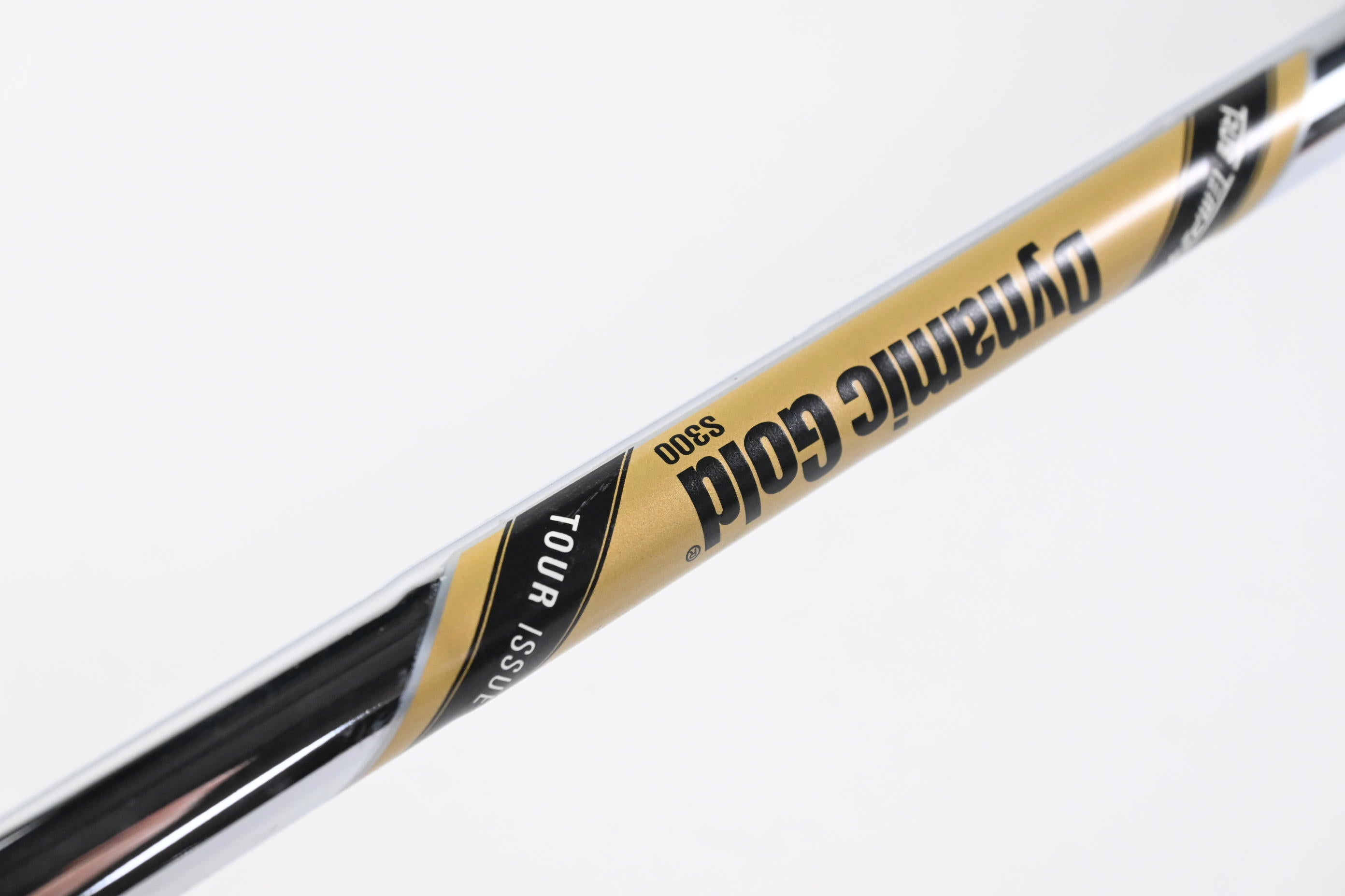 Mizuno Pro 225 #4 Iron / 21.5 Degree / Regular Flex Dynamic Gold S300 Shaft