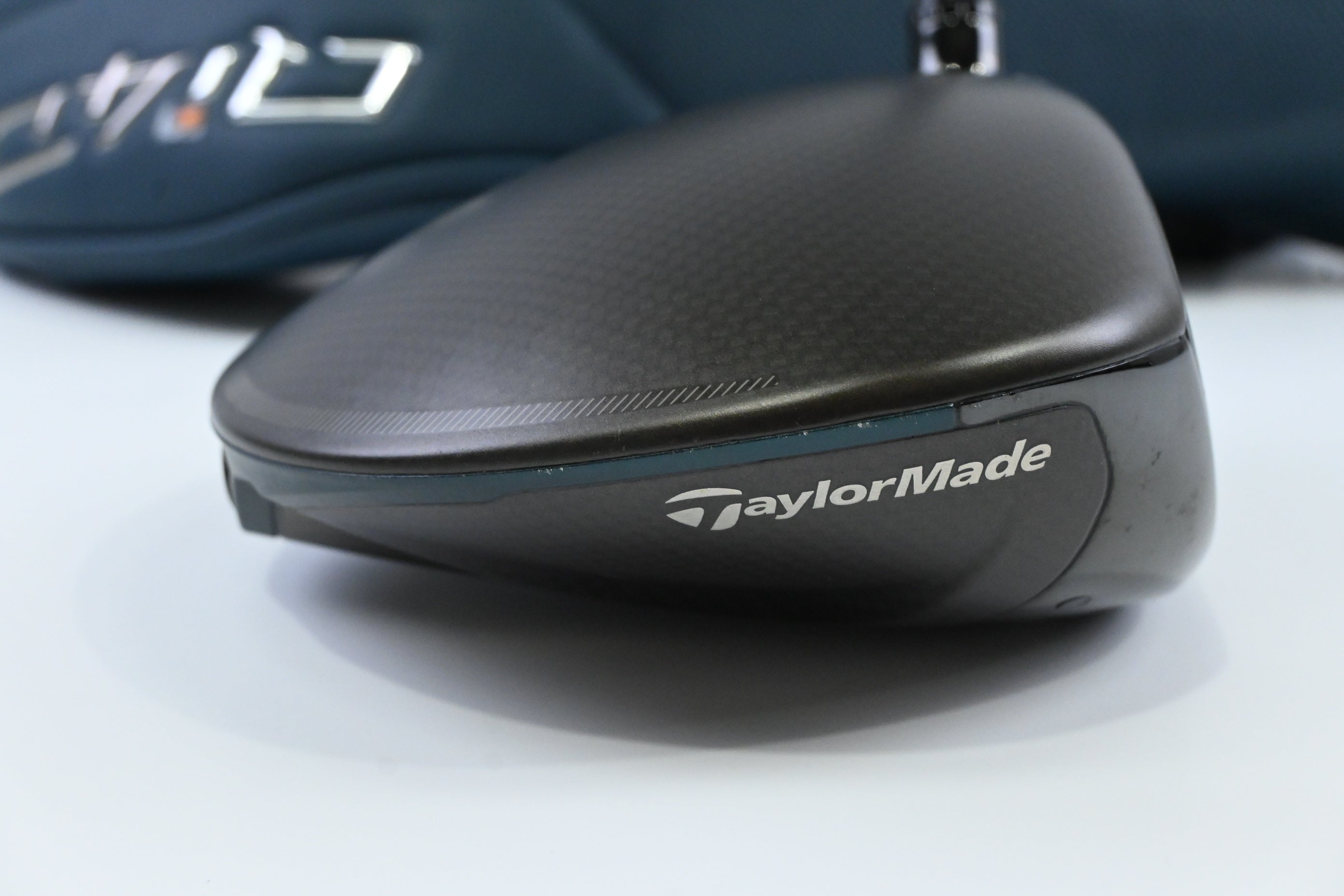 Taylormade Qi4D Driver / 10.5 Degree / Regular Flex Taylormade Reax Red 50 Shaft
