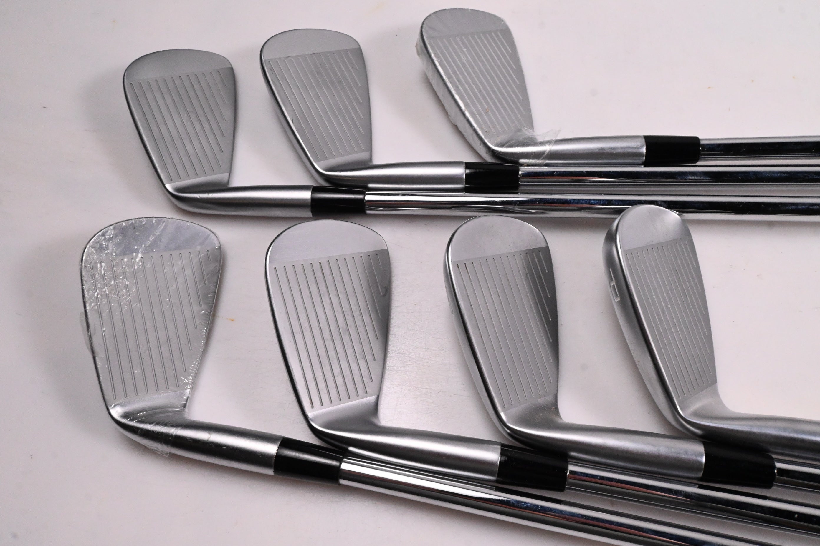 Mizuno Pro S-1 Irons / 4-PW / Stiff Flex Dynamic Gold S300 Shafts