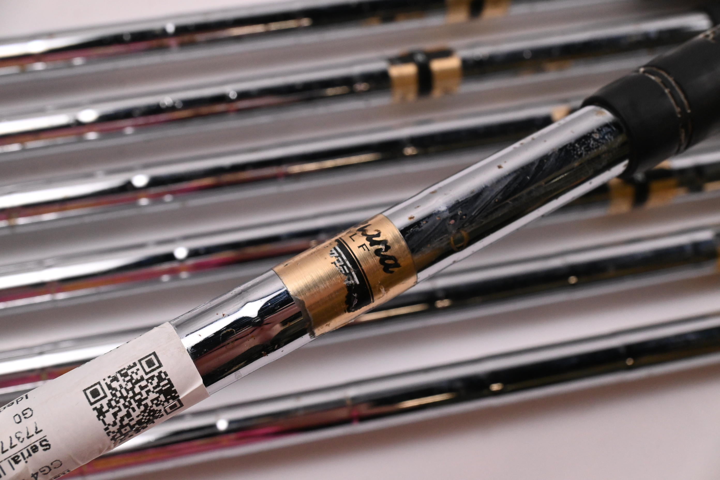 Cleveland CG4 Irons / 4-PW / Regular Flex Cleveland Action Lite Shafts