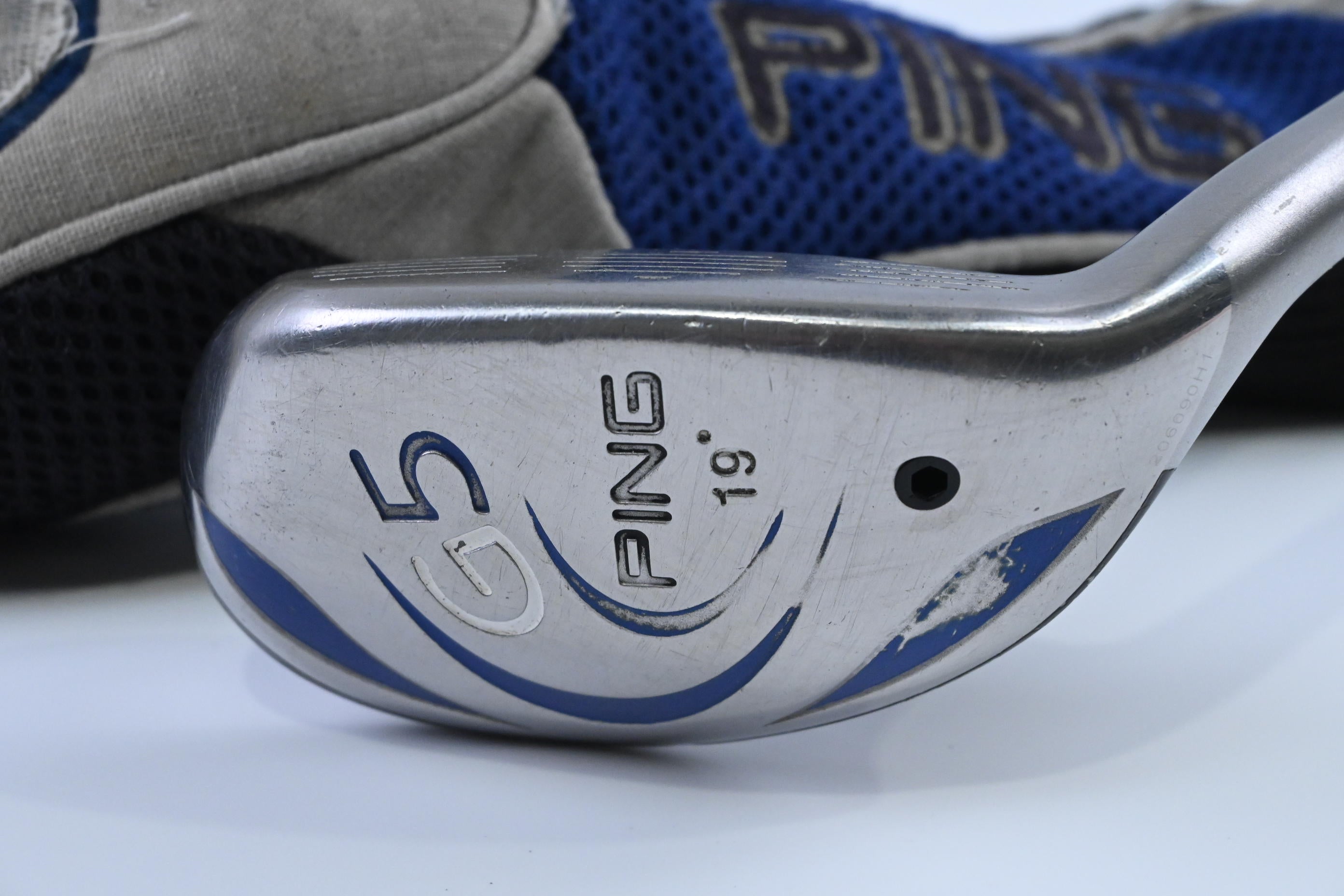Ping G5 #3 Hybrid / 19 Degree / Regular Flex Aldila NV 85 Shaft