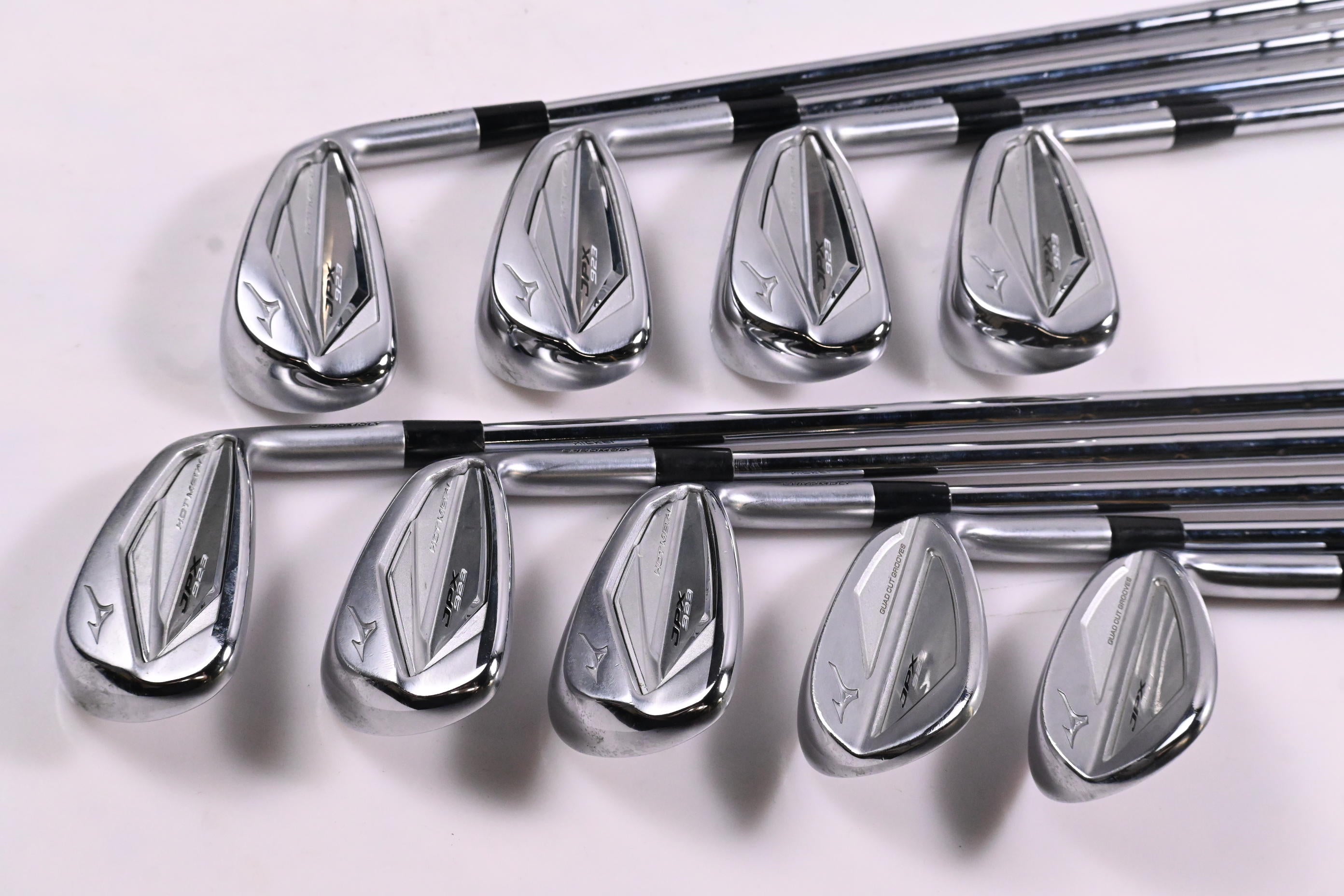Mizuno JPX 923 Hot Metal Irons / 4-PW+GW+SW / X-Flex KBS Tour Shafts