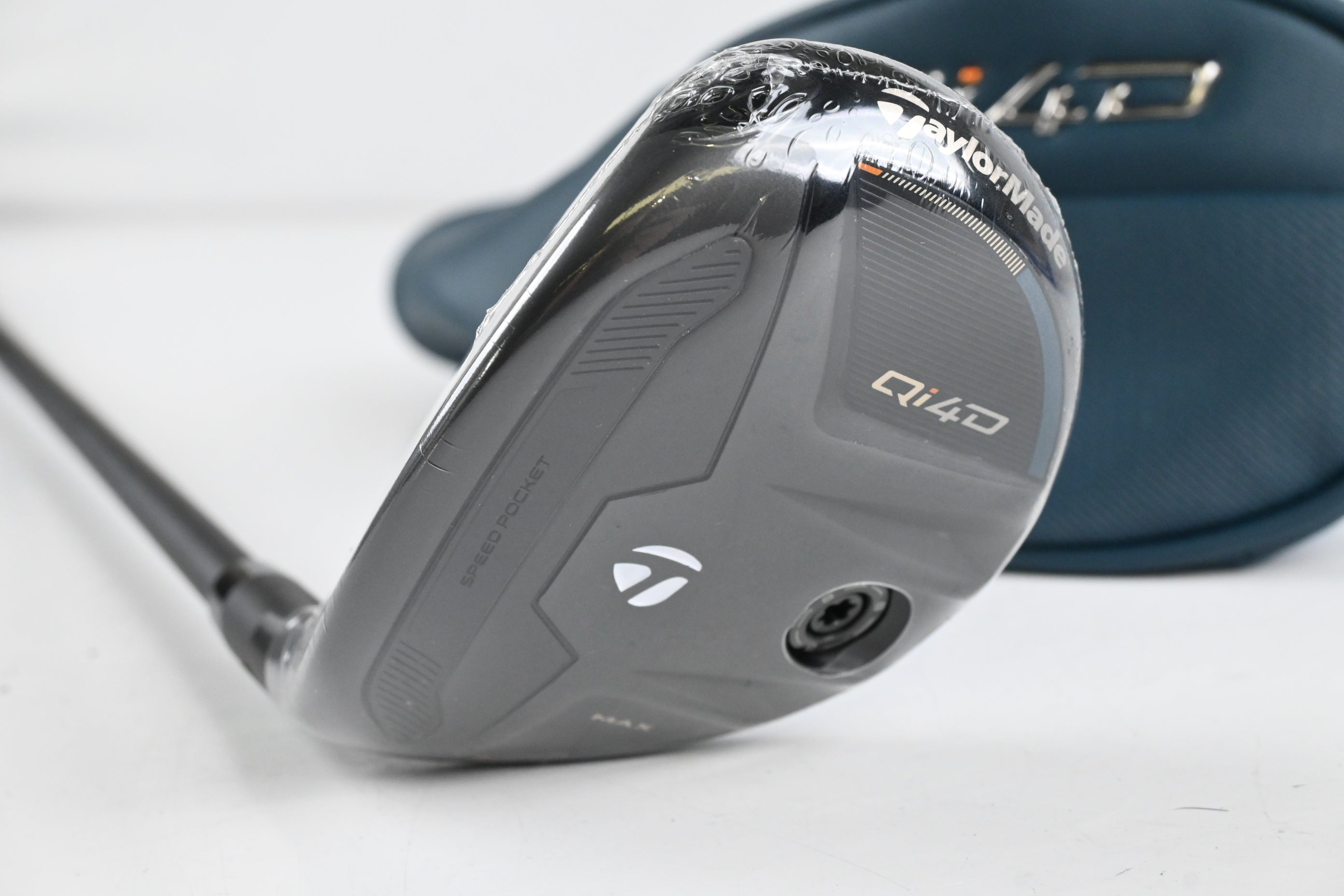 Left Hand Taylormade Qi4D Max #4 Hybrid / 22 Degree / Regular Flex REAX By KBS