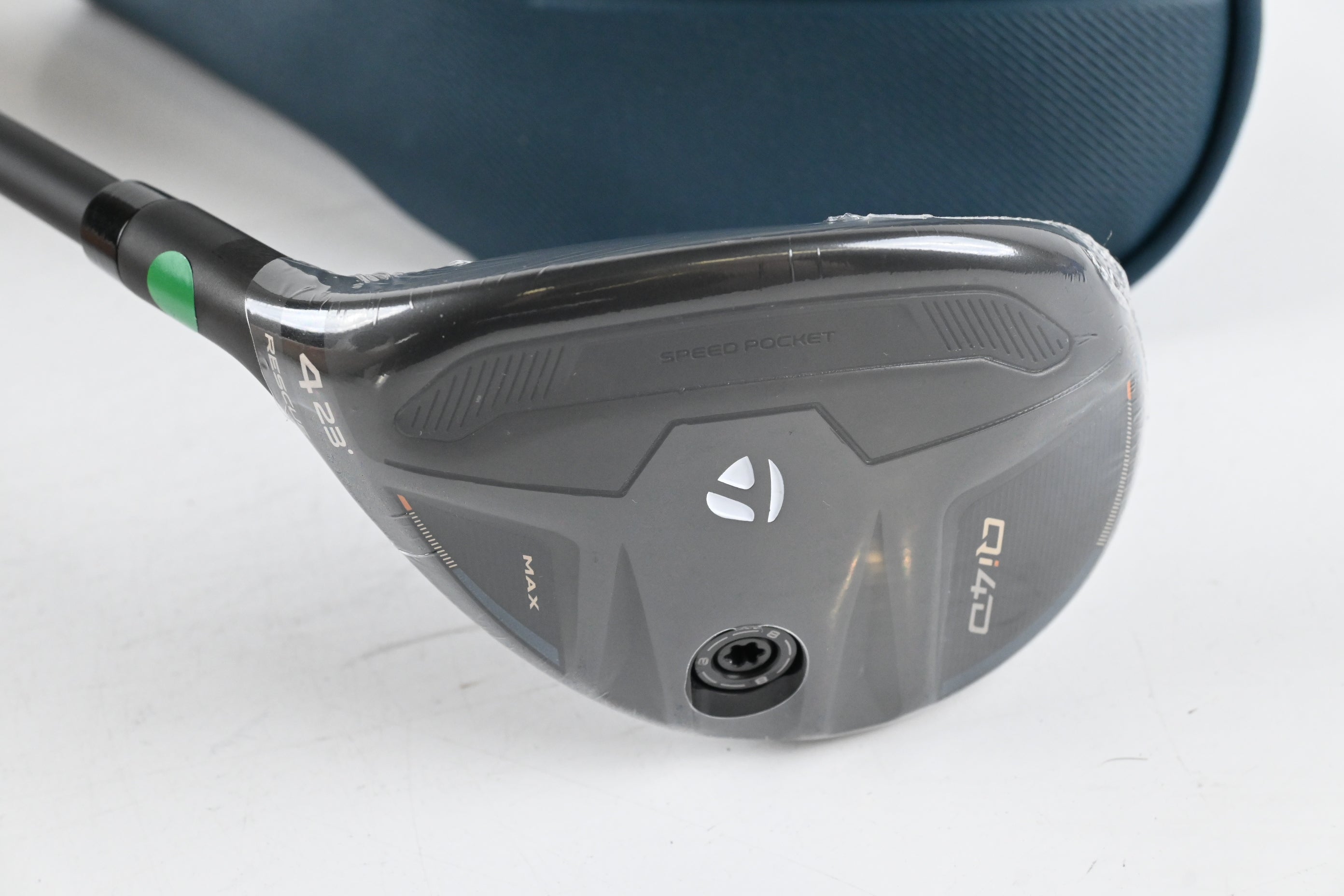 Left Hand Taylormade Qi4D Max #4 Hybrid / 22 Degree / Regular Flex REAX By KBS