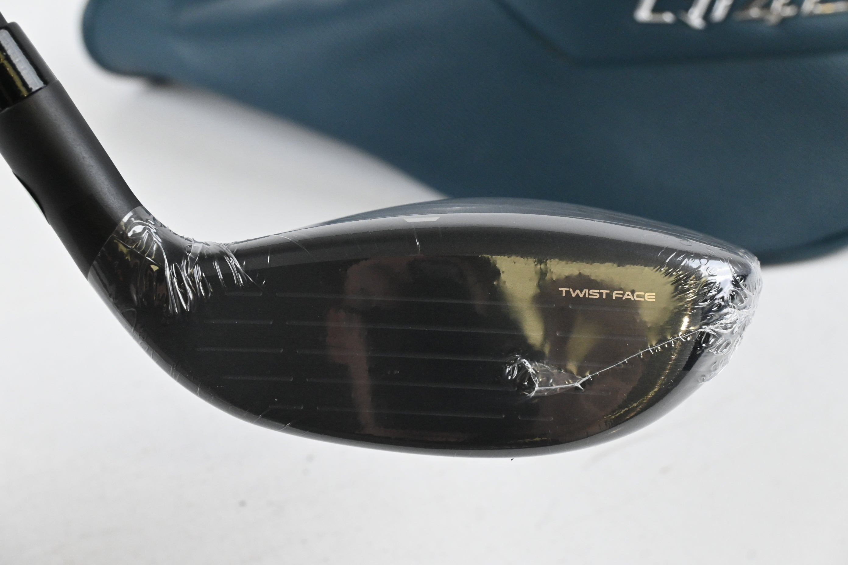 Left Hand Taylormade Qi4D Max #4 Hybrid / 22 Degree / Regular Flex REAX By KBS