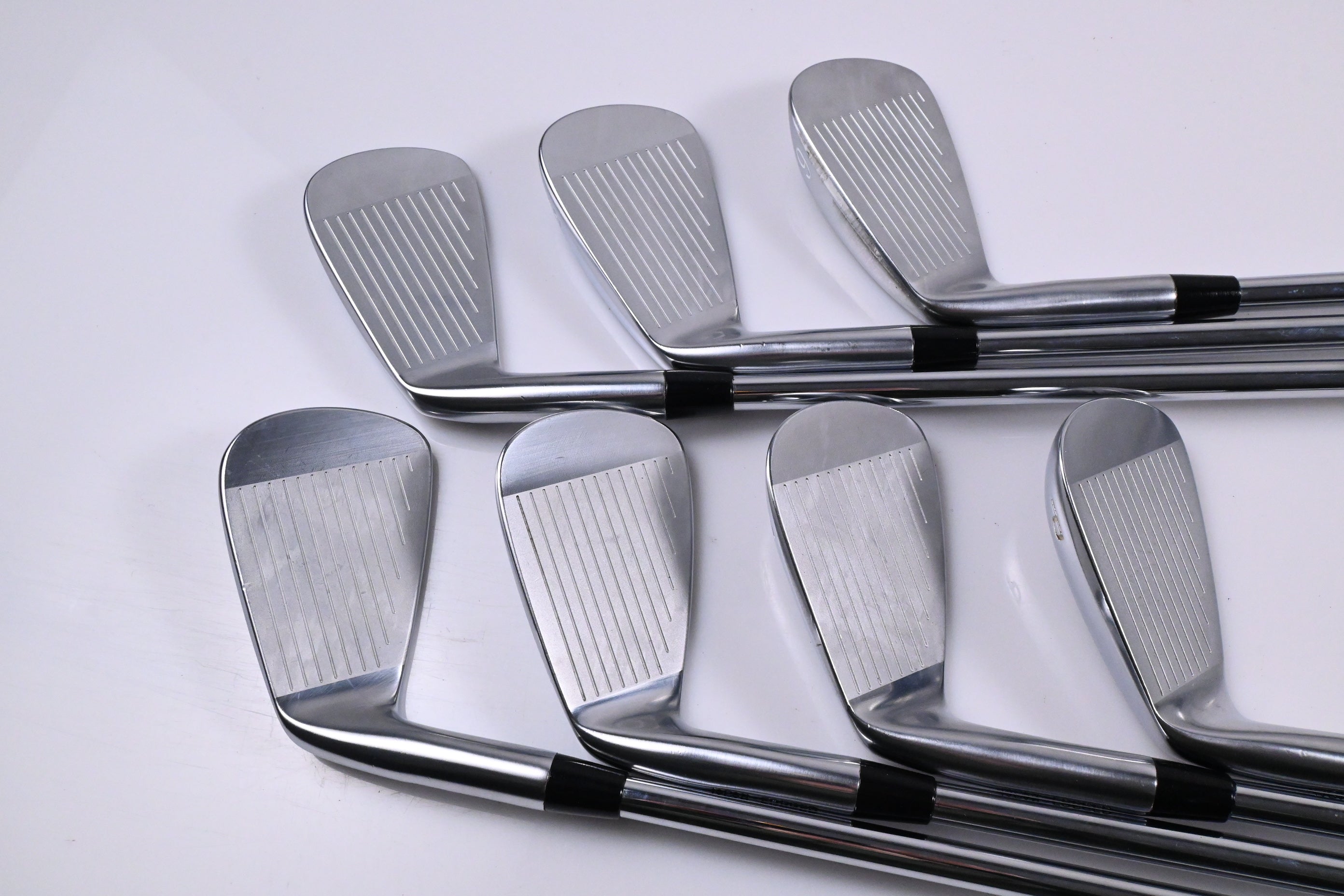Vega VMB Irons / 4-PW / Stiff Flex Accra iSteel Green 125 Shafts