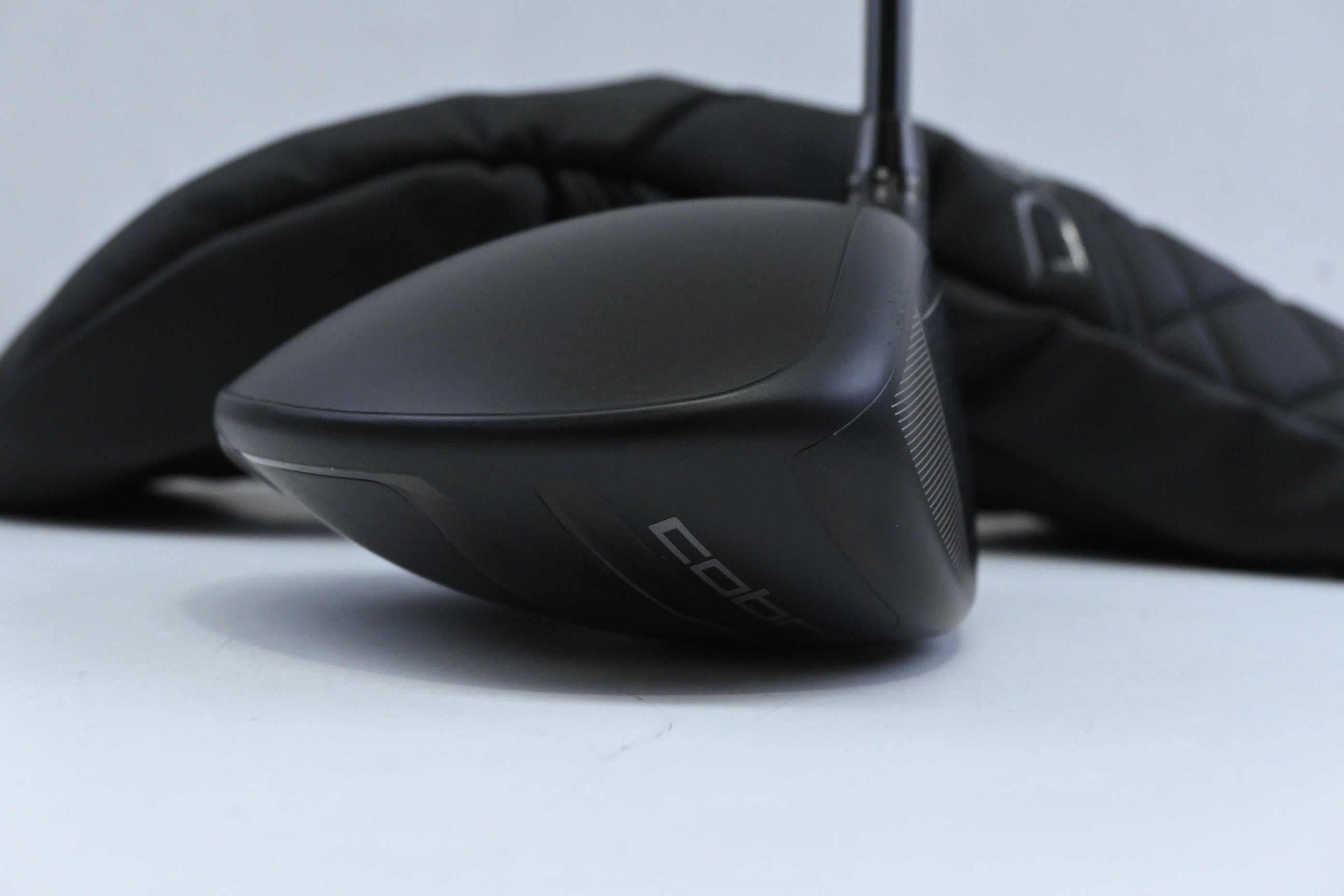 Cobra DS-Adapt LS Driver / 9 Degree / Stiff Flex Denali Black 60 Shaft