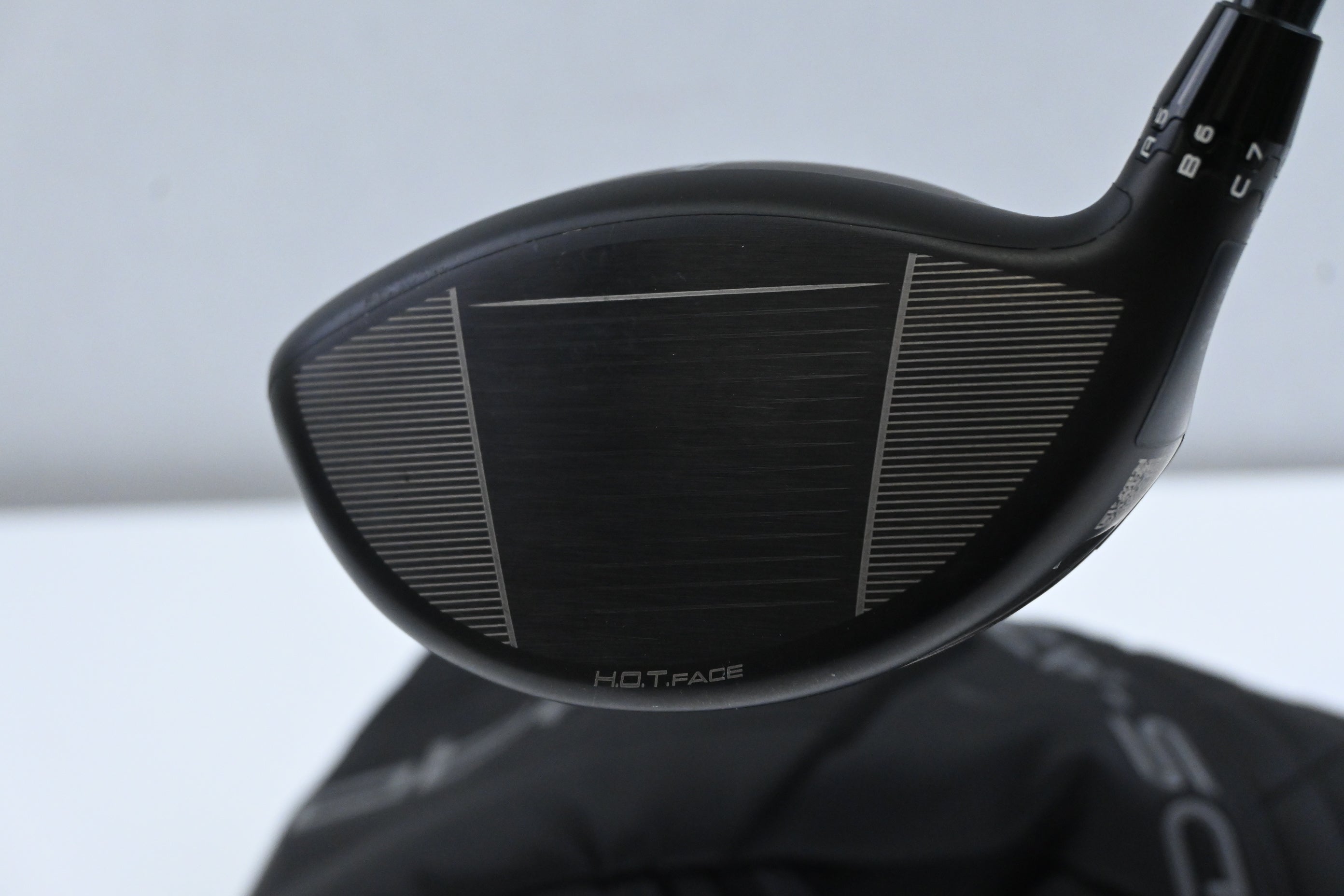 Cobra DS-Adapt LS Driver / 9 Degree / Stiff Flex Denali Black 60 Shaft