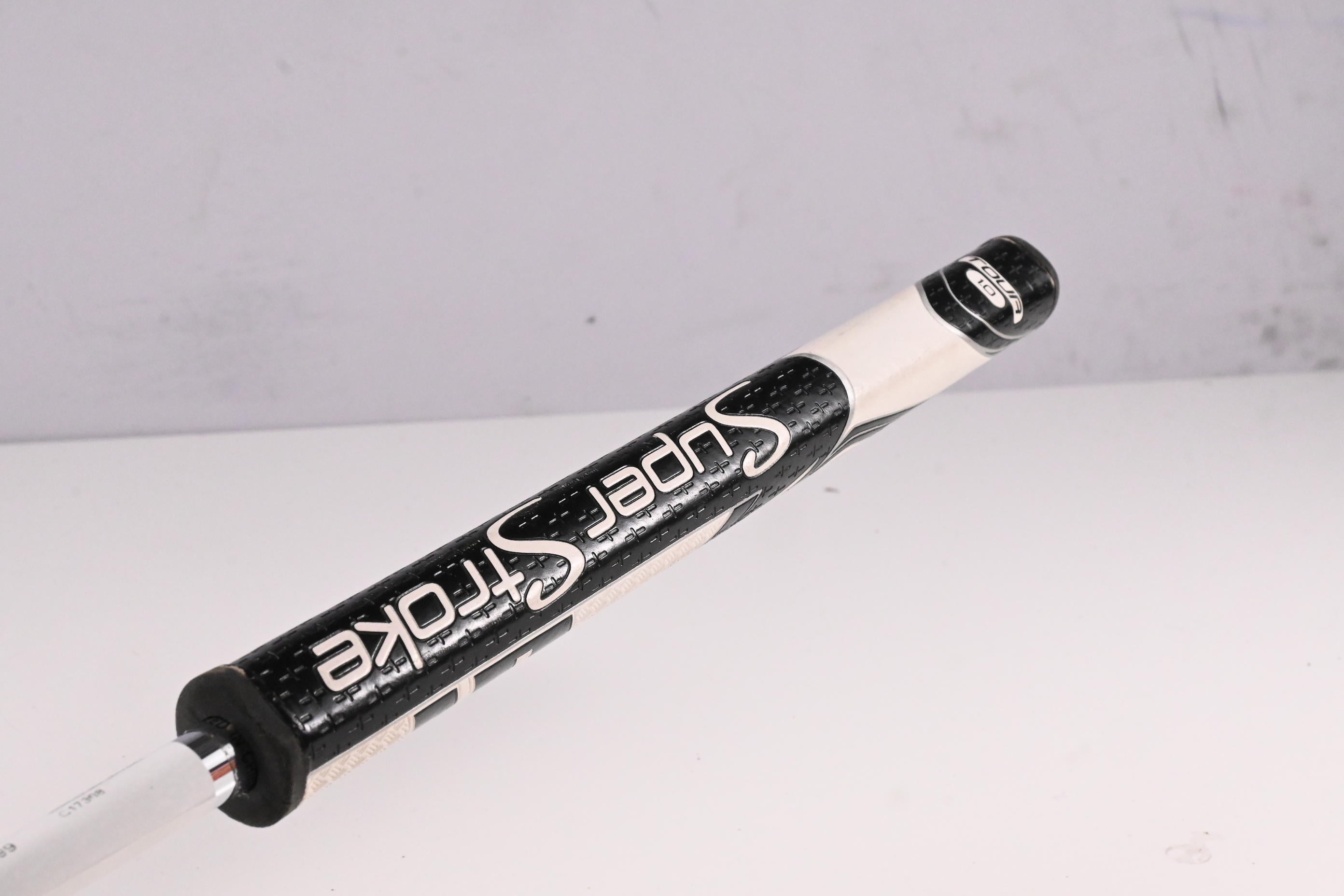 Odyssey White Hot XG #2 Putter / 34 Inch