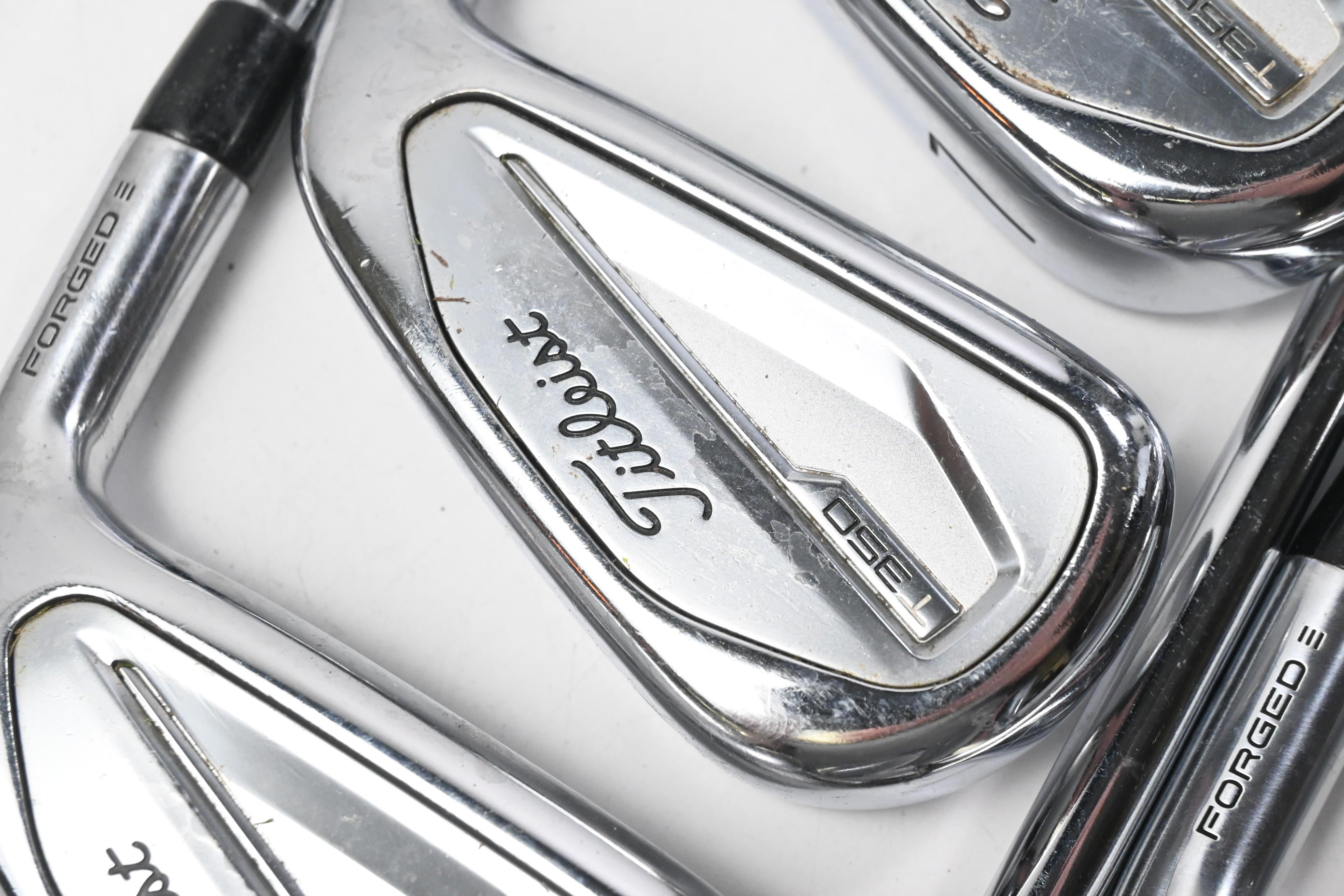 Titleist T350 Irons / 5-PW+GW / Regular Flex AMT Red R300 Steel Shafts