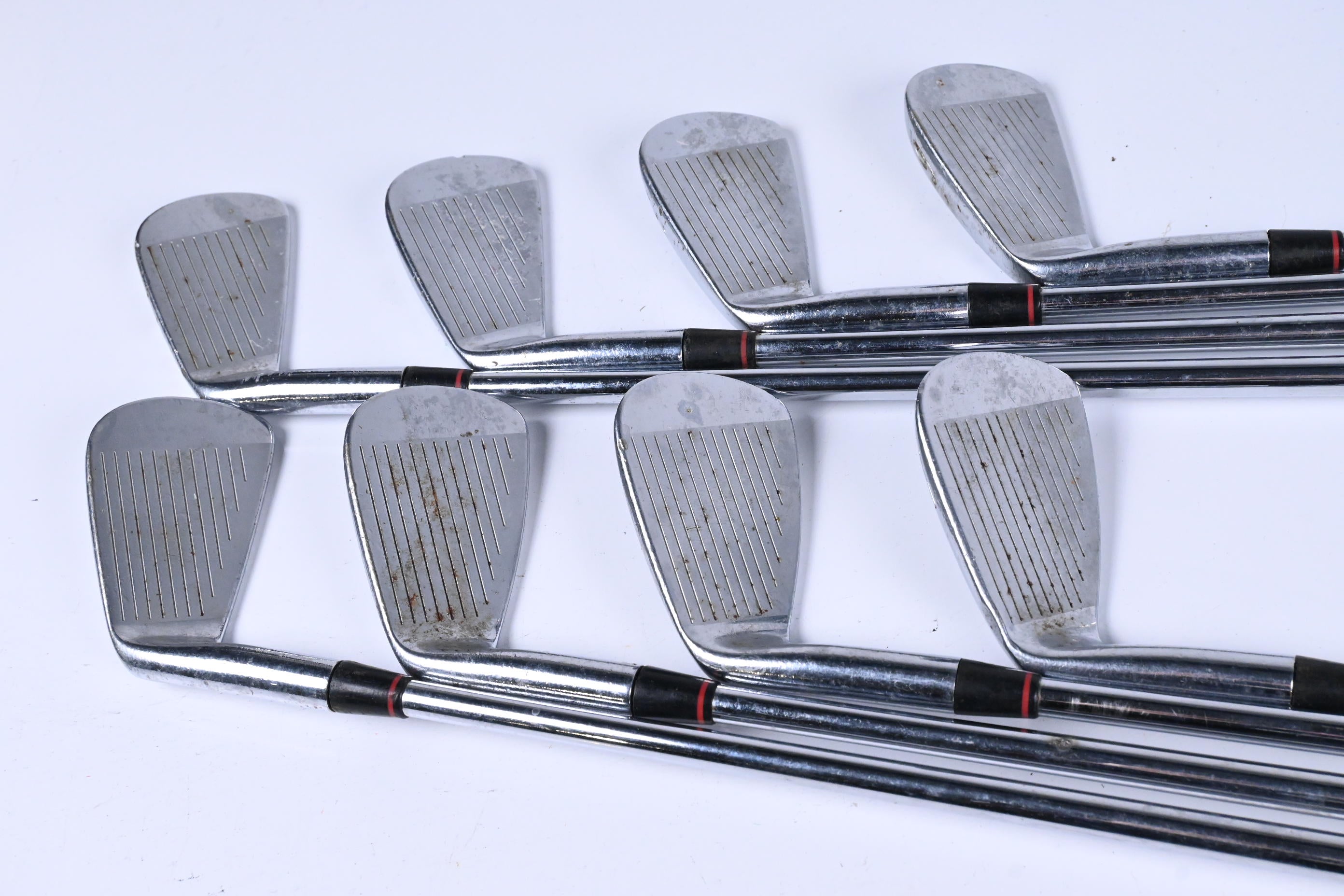 Titleist 690MB Irons / 3-PW+SW / Stiff Flex Rifle FCM Shafts