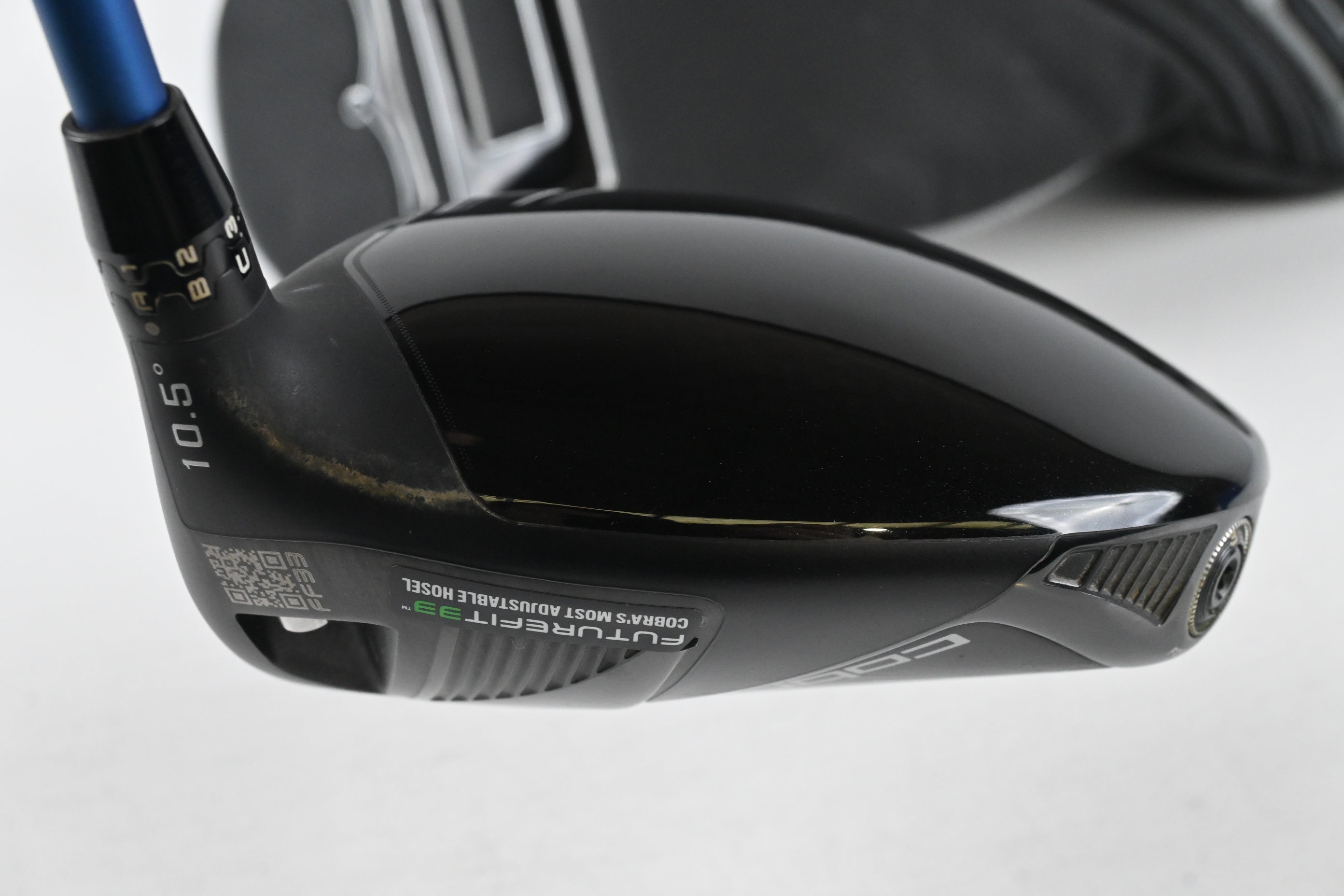 Cobra OPTM X Driver / 10.5 Degree / Stiff Flex Fujikura Ventus Blue 6 Velocore+