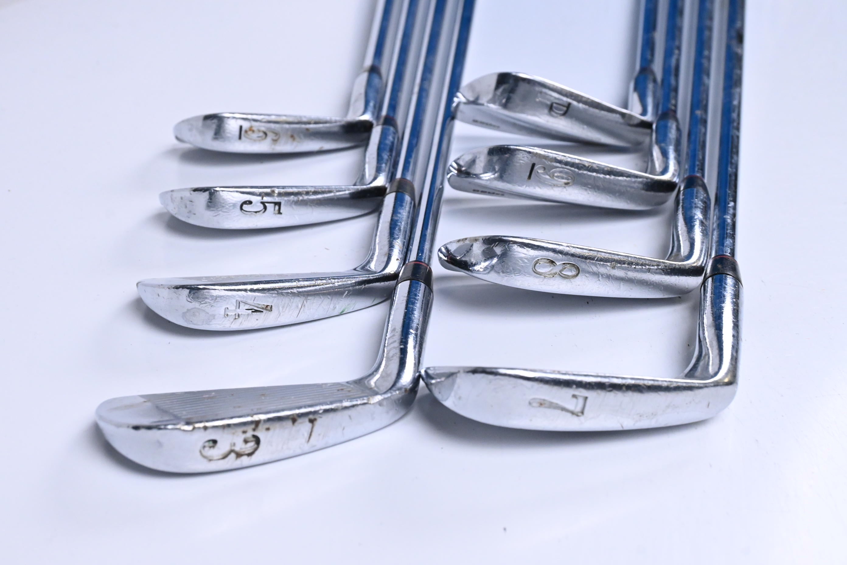 Titleist 690MB Irons / 3-PW+SW / Stiff Flex Rifle FCM Shafts